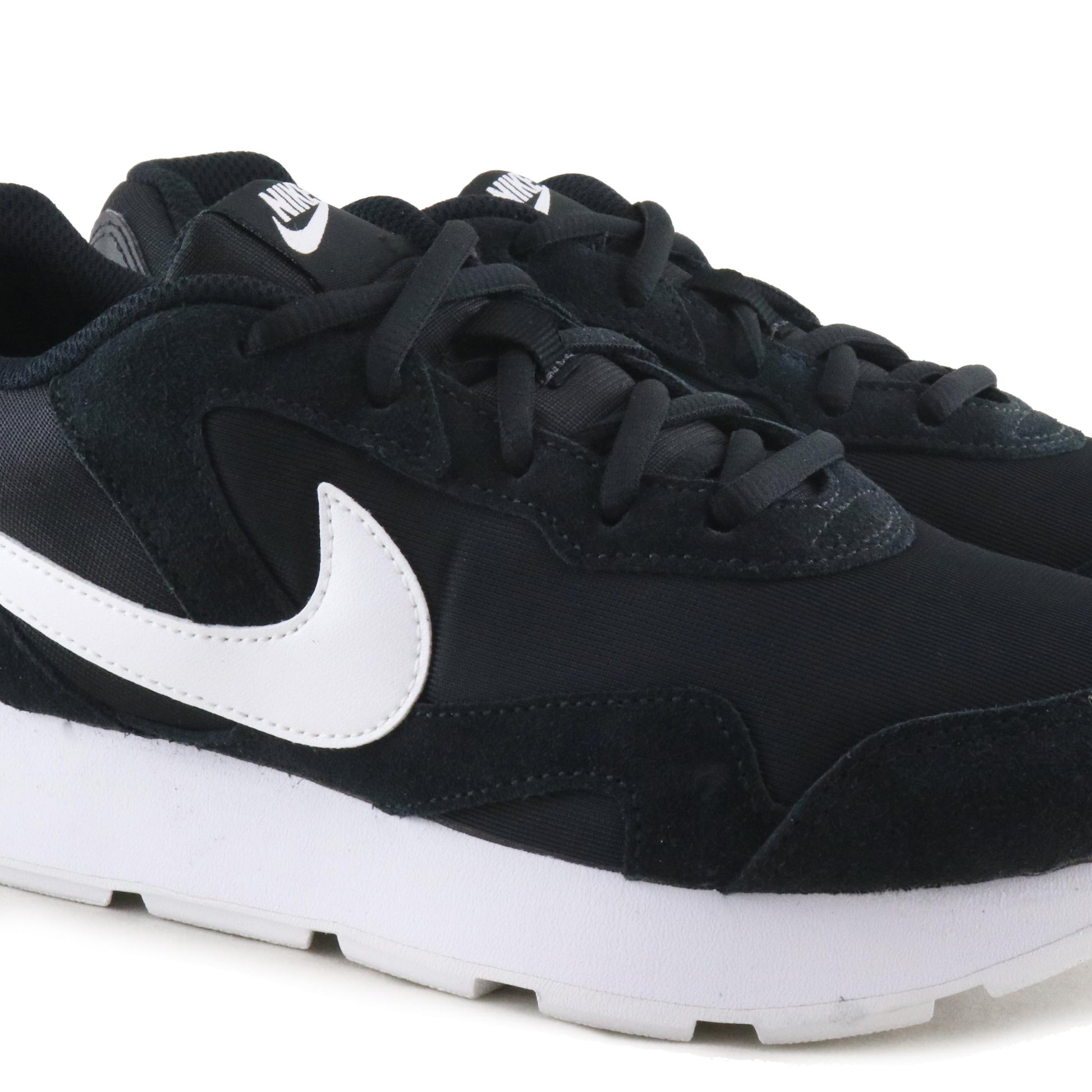 Deportiva negro con cordón DELFINE de Nike - DELFINE-20-5.jpg