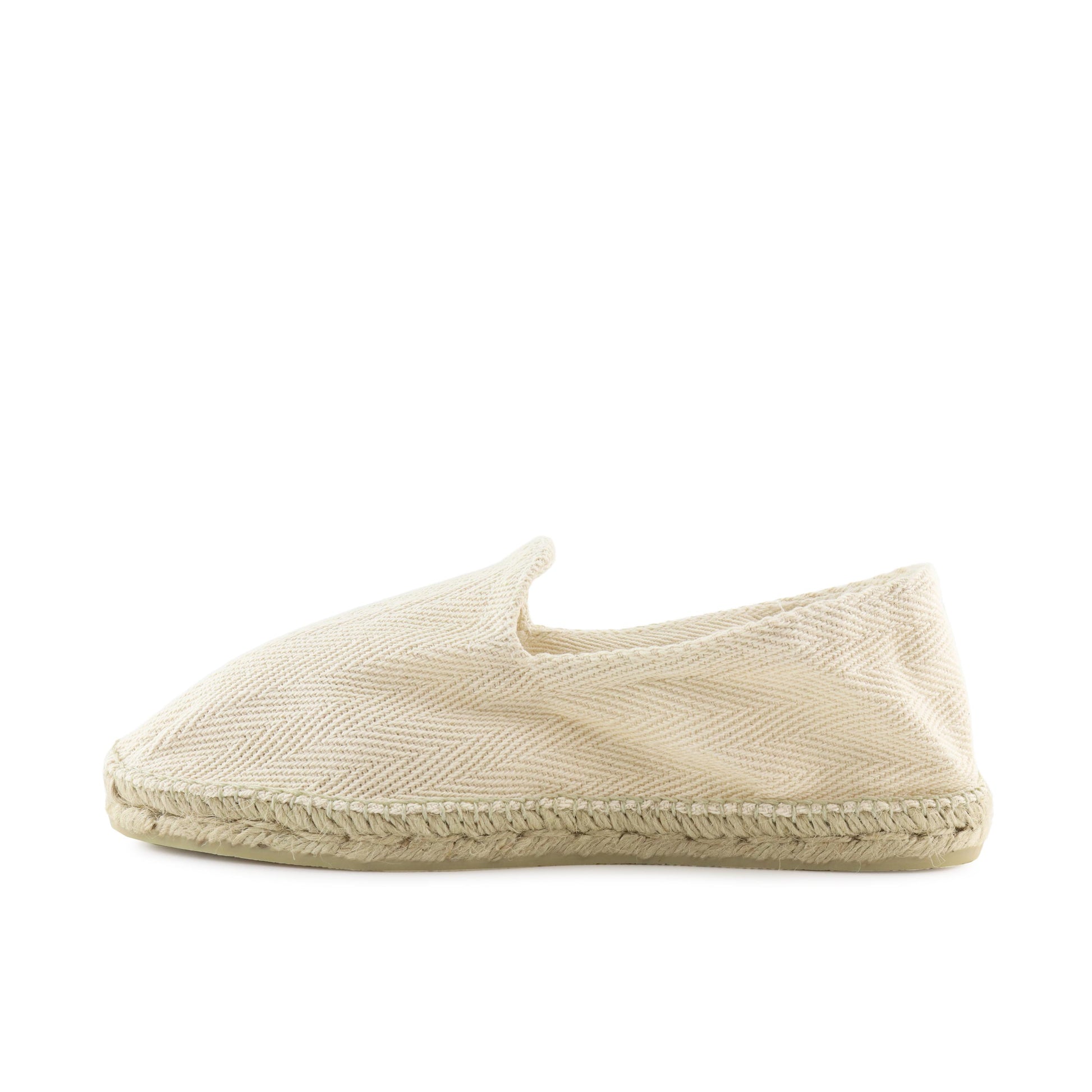 Alpargata plana cerrada crudo 70 de Jeromín - 070-351-1.jpg