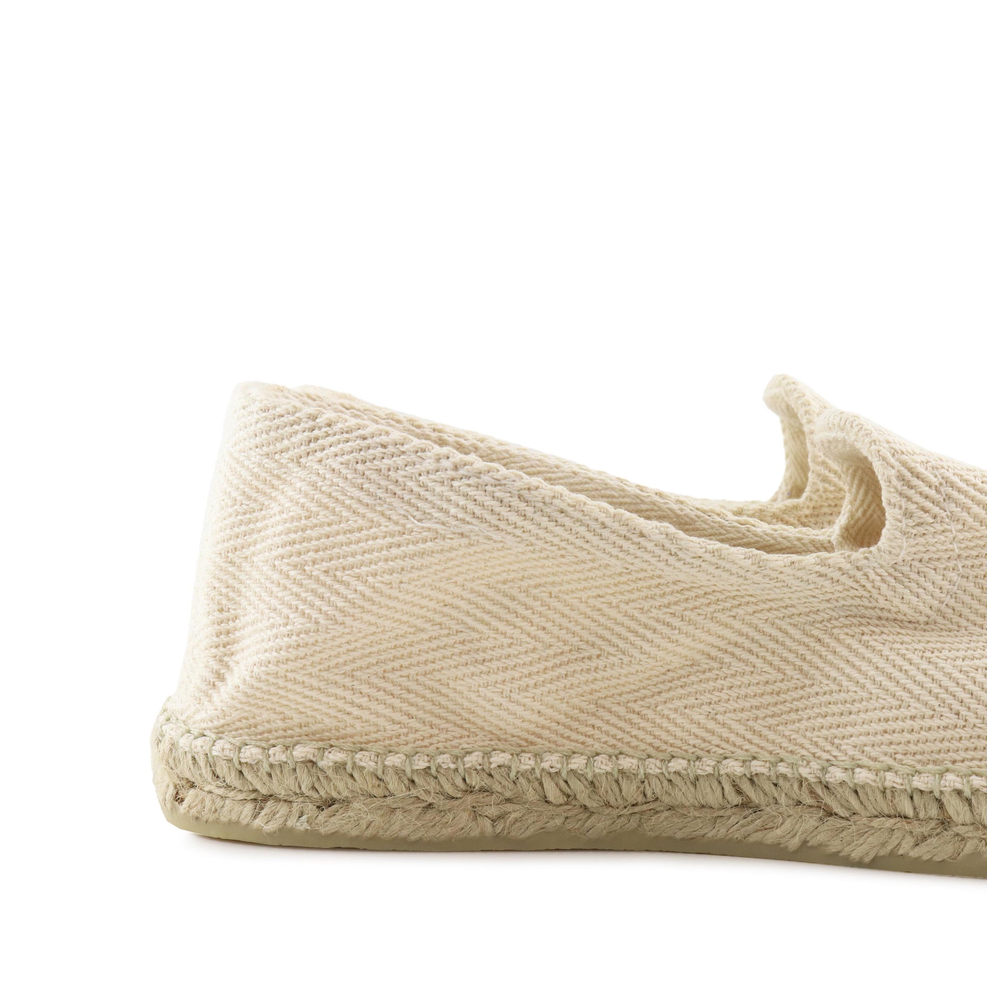 Alpargata plana cerrada crudo 70 de Jeromín - 070-351-5.jpg