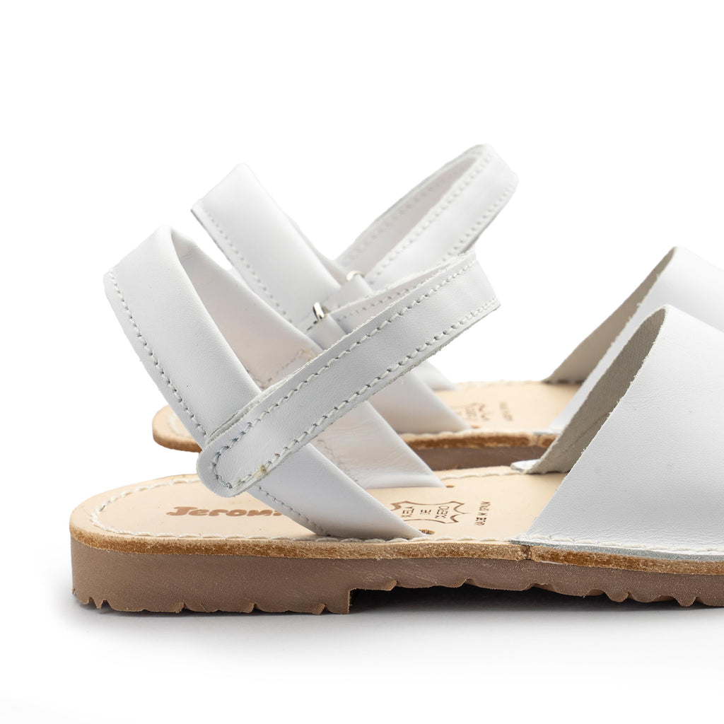 Menorquina plana blanco con velcro 1041 de Jeromín - 1041-30P-5.jpg