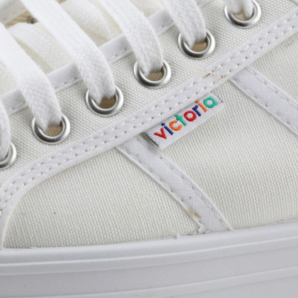Zapatilla casual blanco con cordón 9200 de Victoria - 09200-30-6.jpg
