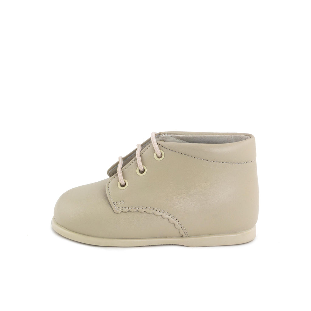 Bota beige con cordón 10201 de Jeromín - 10201-9-1.jpg