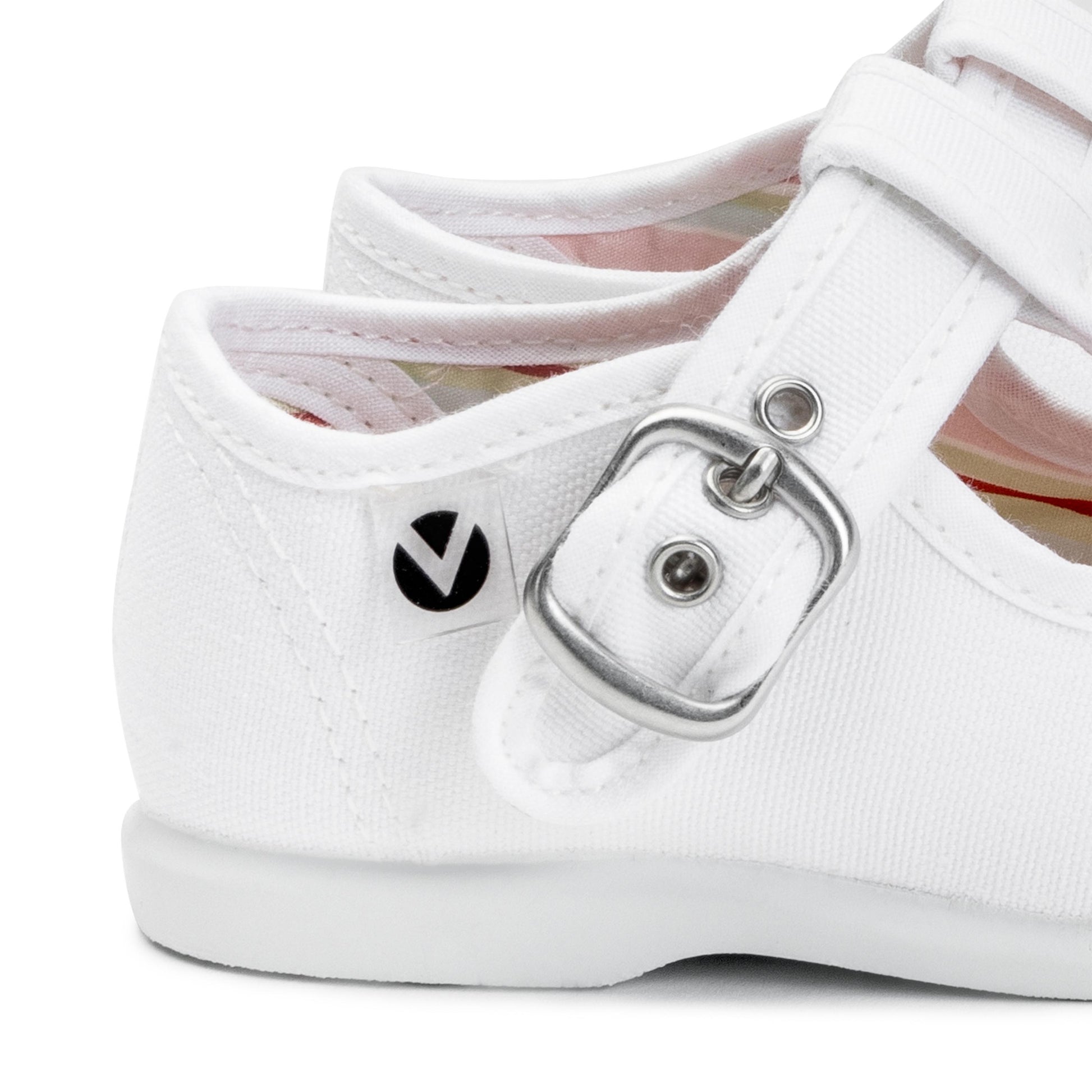 Pepito blanco con hebilla 102705 de Victoria - 102705-30-5.jpg