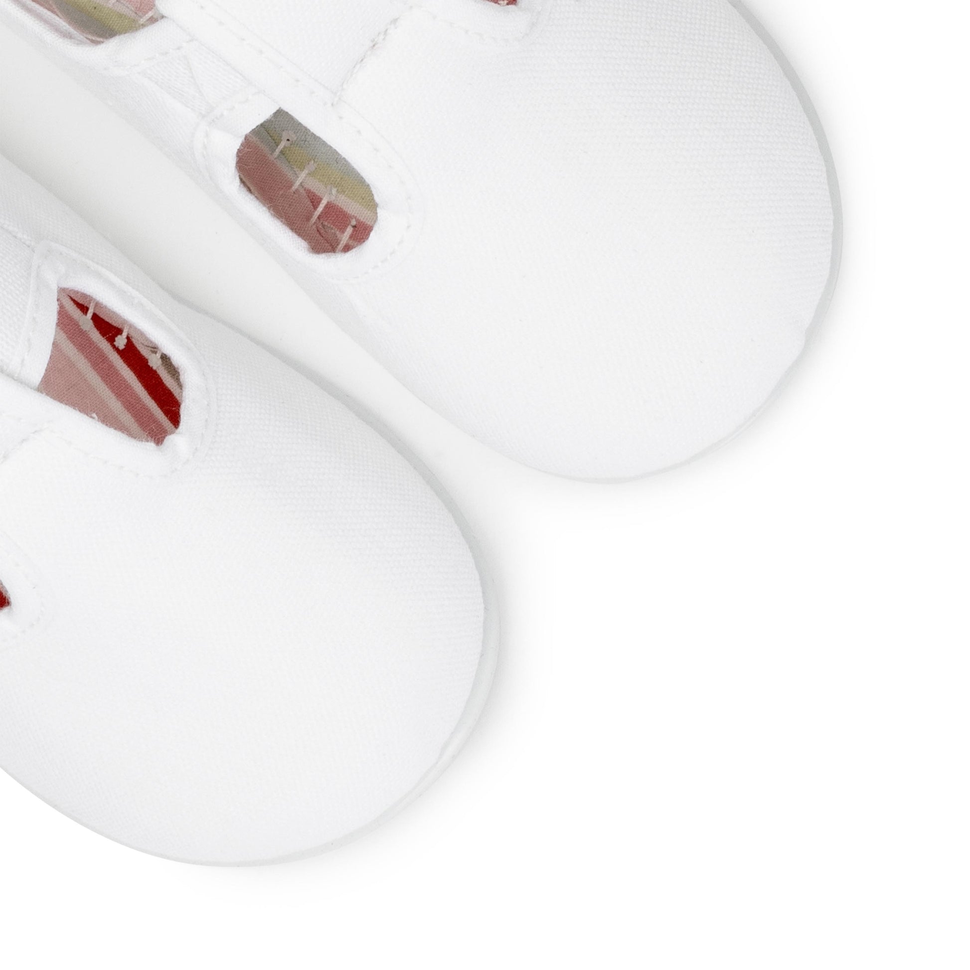 Pepito blanco con hebilla 102705 de Victoria - 102705-30-6.jpg