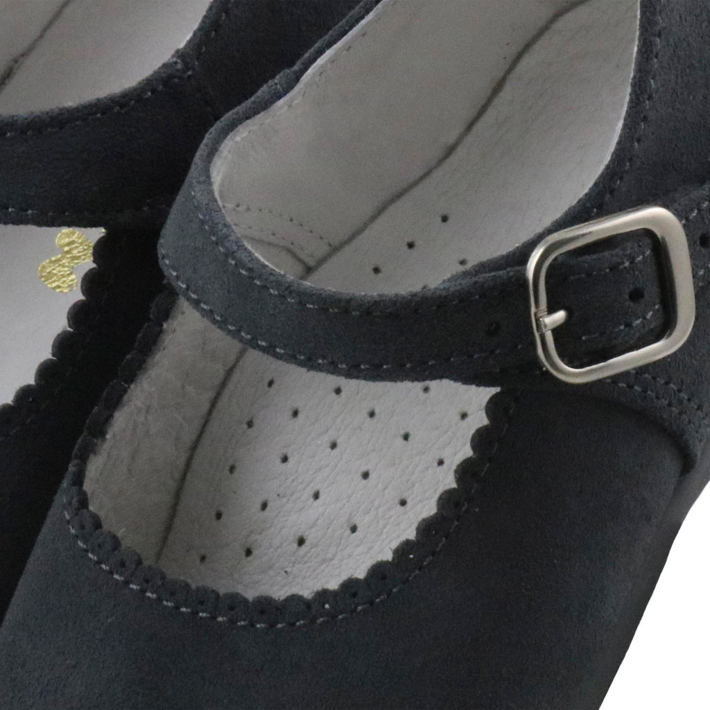 Mercedita serraje gris con hebilla 10305 de Jeromín - 10305-121-6.jpg