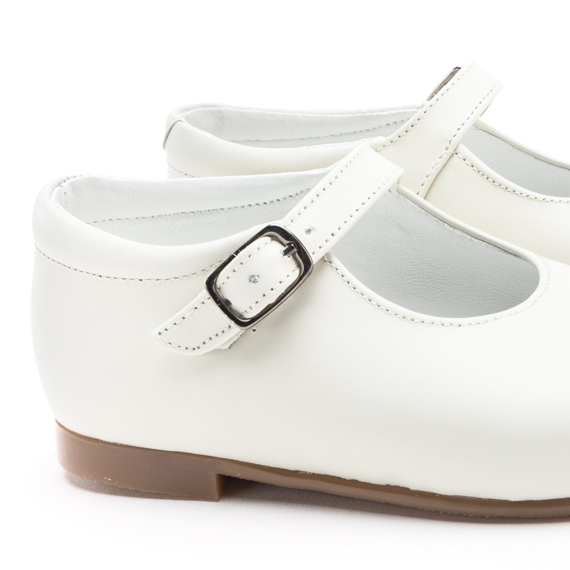 Mercedita beige con hebilla 10312 de Jeromín - 10312-9-5.jpg