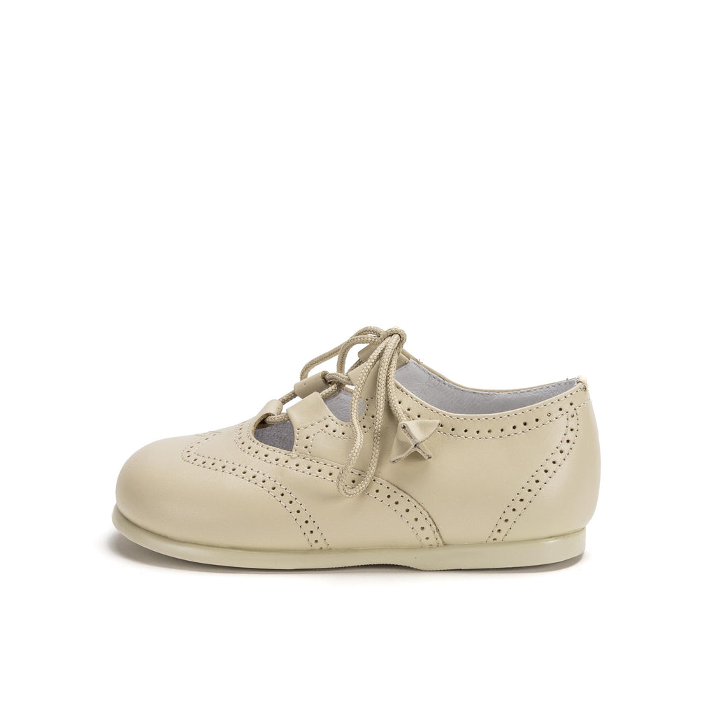 Angelito picado beige oscuro con cordón 10317 Jeromín - 10317-0-1.jpg