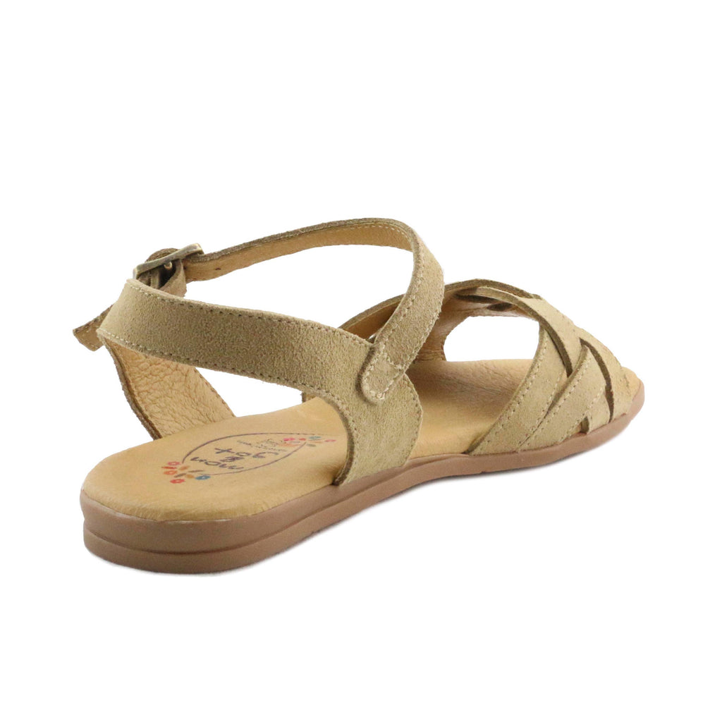 Sandalia plana camel con hebilla 1041 de Pepa & Cris - 1041-67-3.jpg