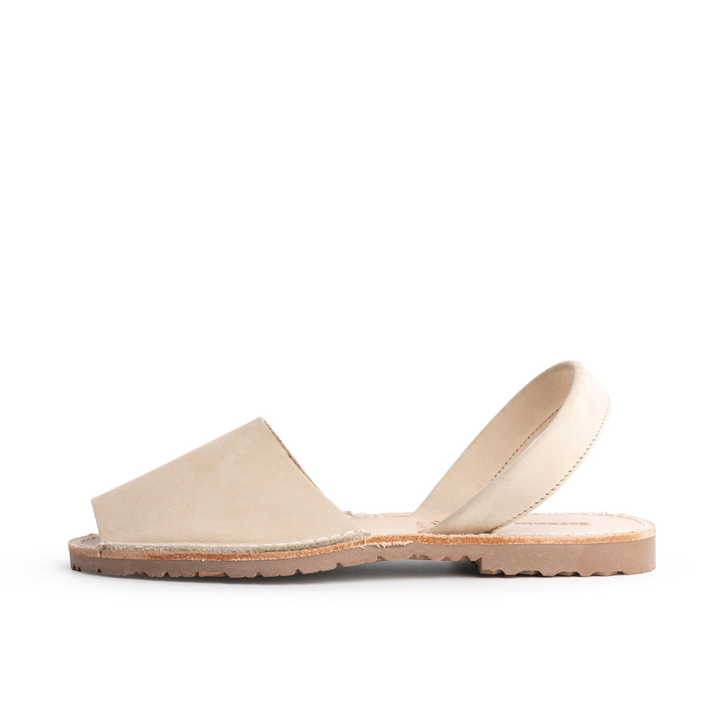 Menorquina plana nobuk beige oscuro 1040 de Jeromín - 1040-122-1.jpg