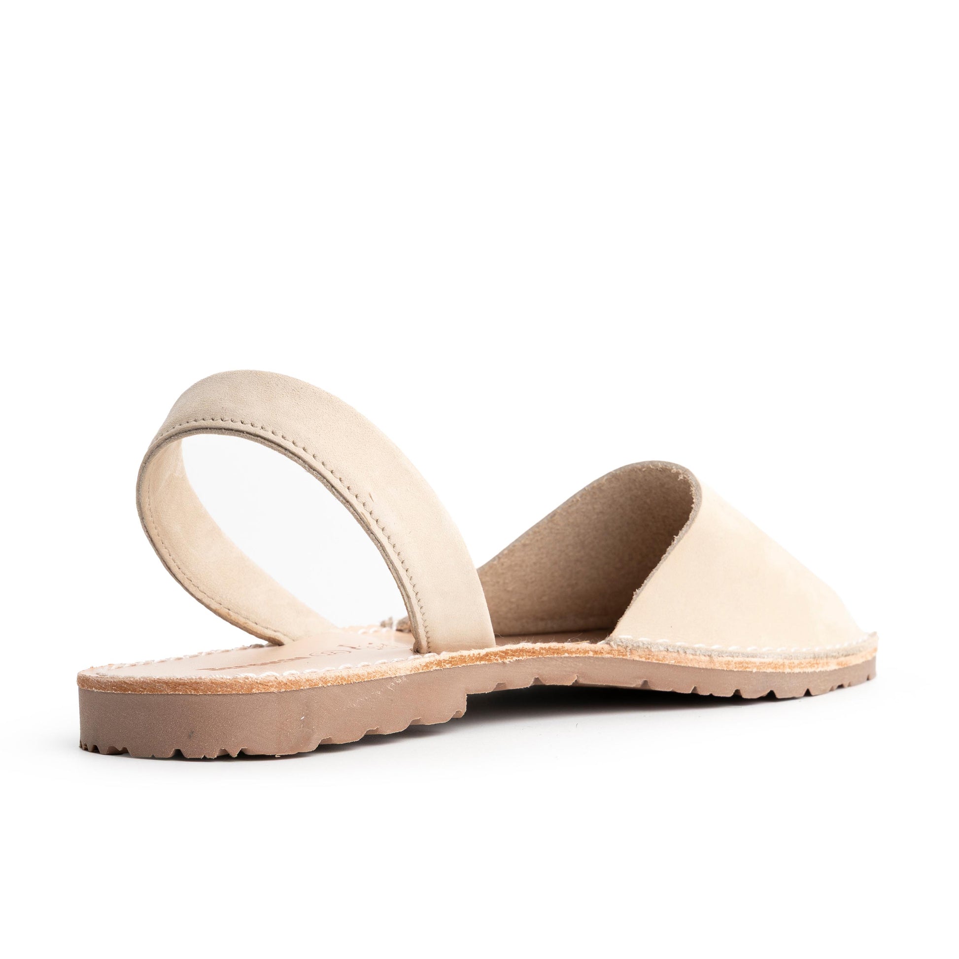 Menorquina plana nobuk beige oscuro 1040 de Jeromín - 1040-122-3.jpg