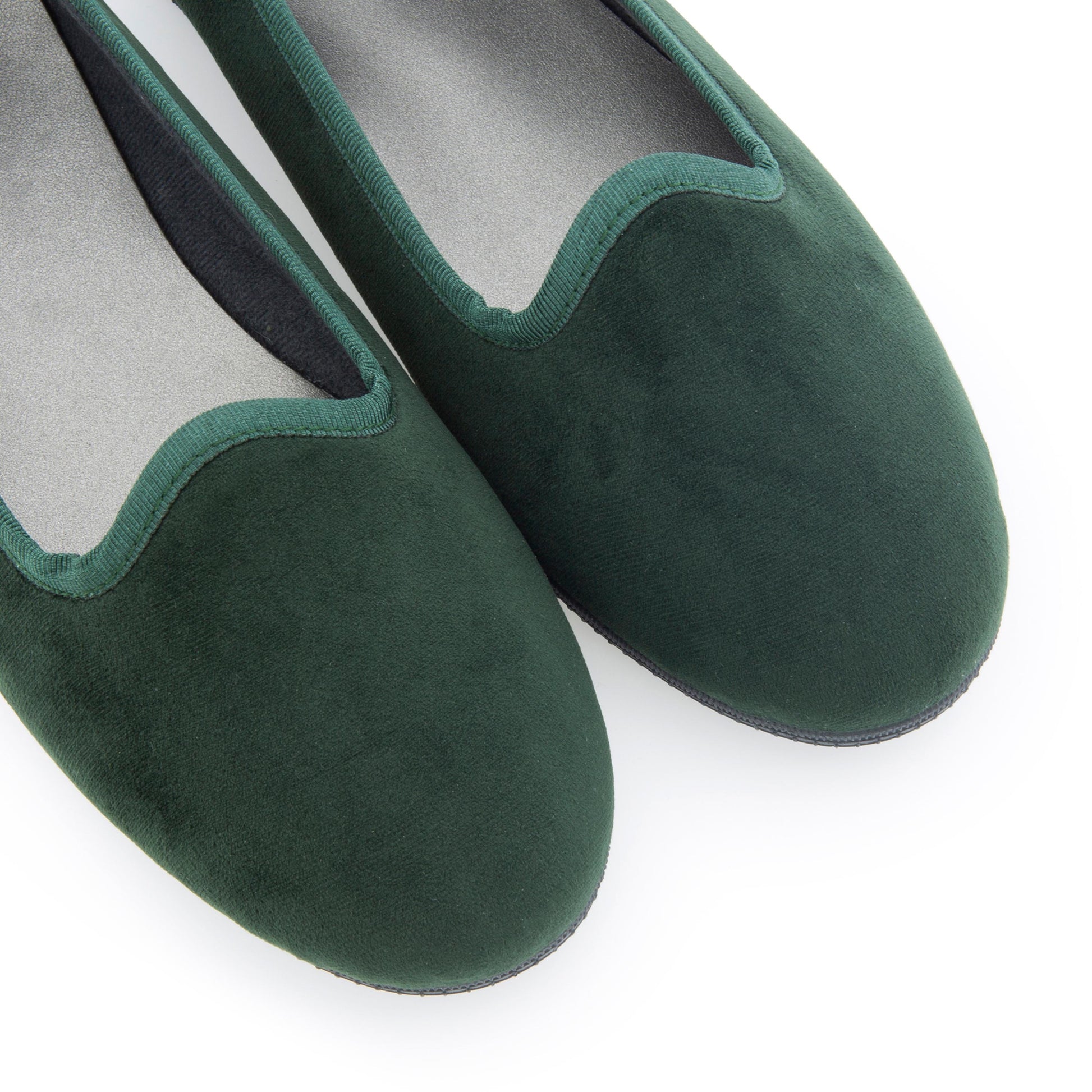 Zapatilla para casa cerrada verde botella 104911 Victoria - 104911-14-6.jpg