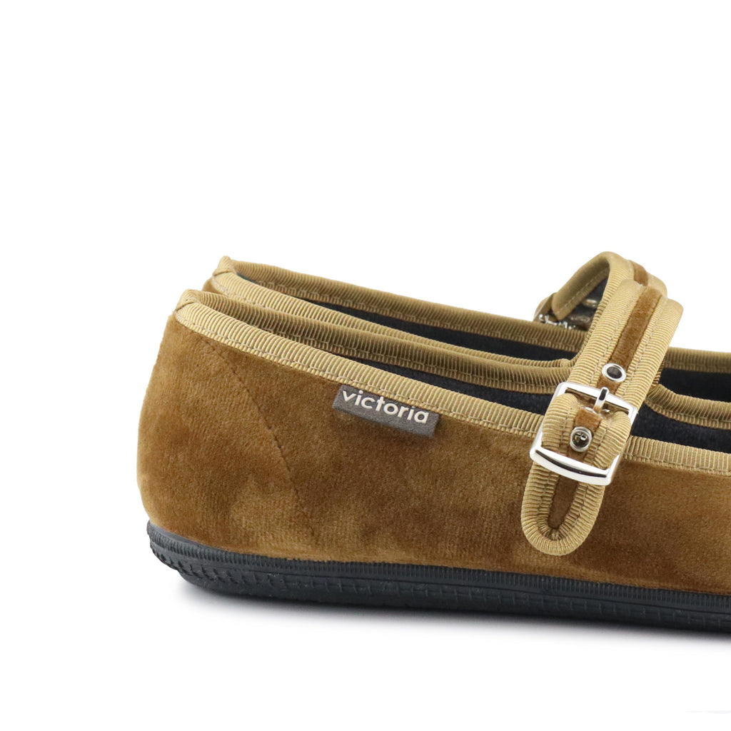 Mercedita whisky con hebilla 104913 de Victoria - 104913-429-5.jpg