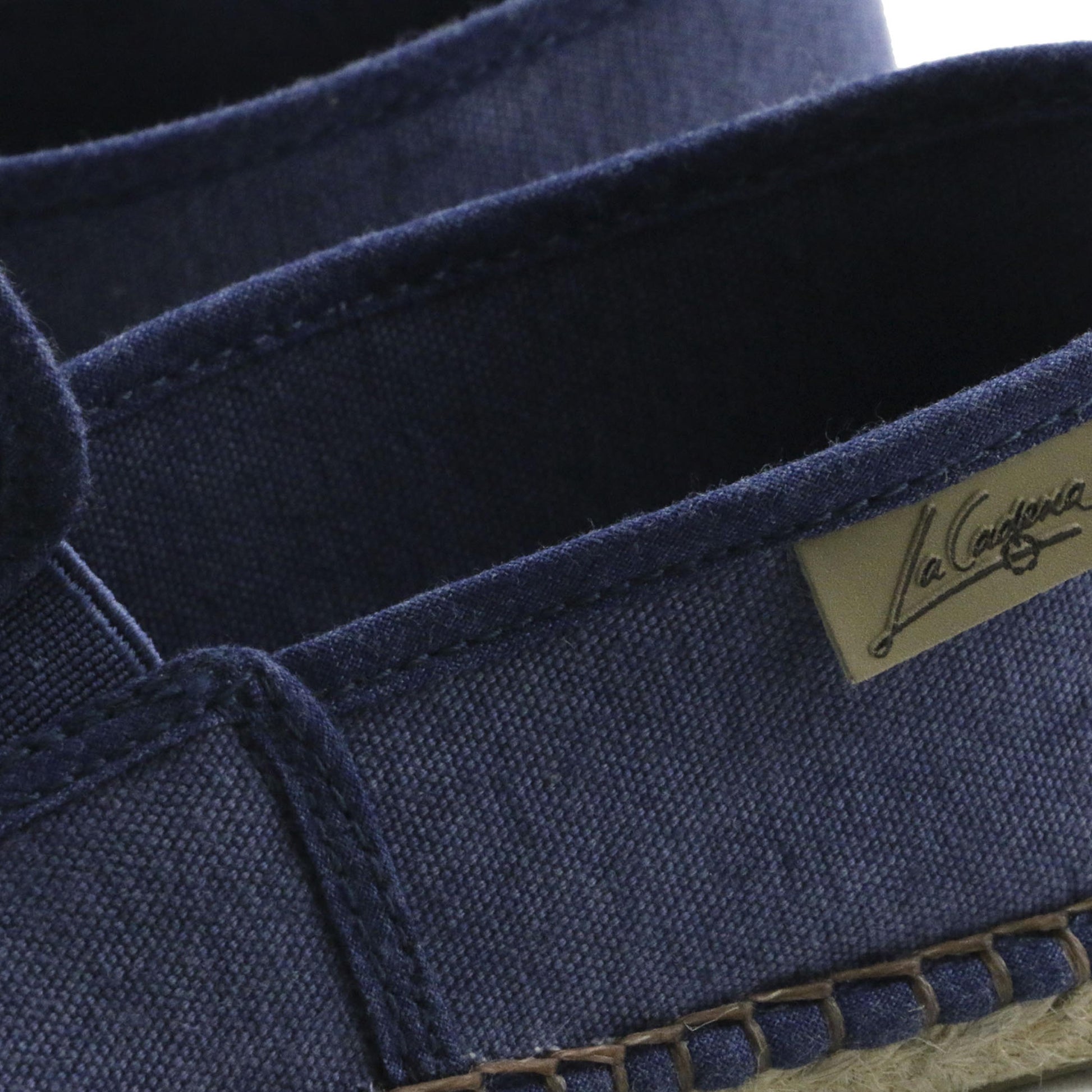 Alpargata plana cerrada azul con elástico 16066 La Cadena - 16066-7-5.jpg