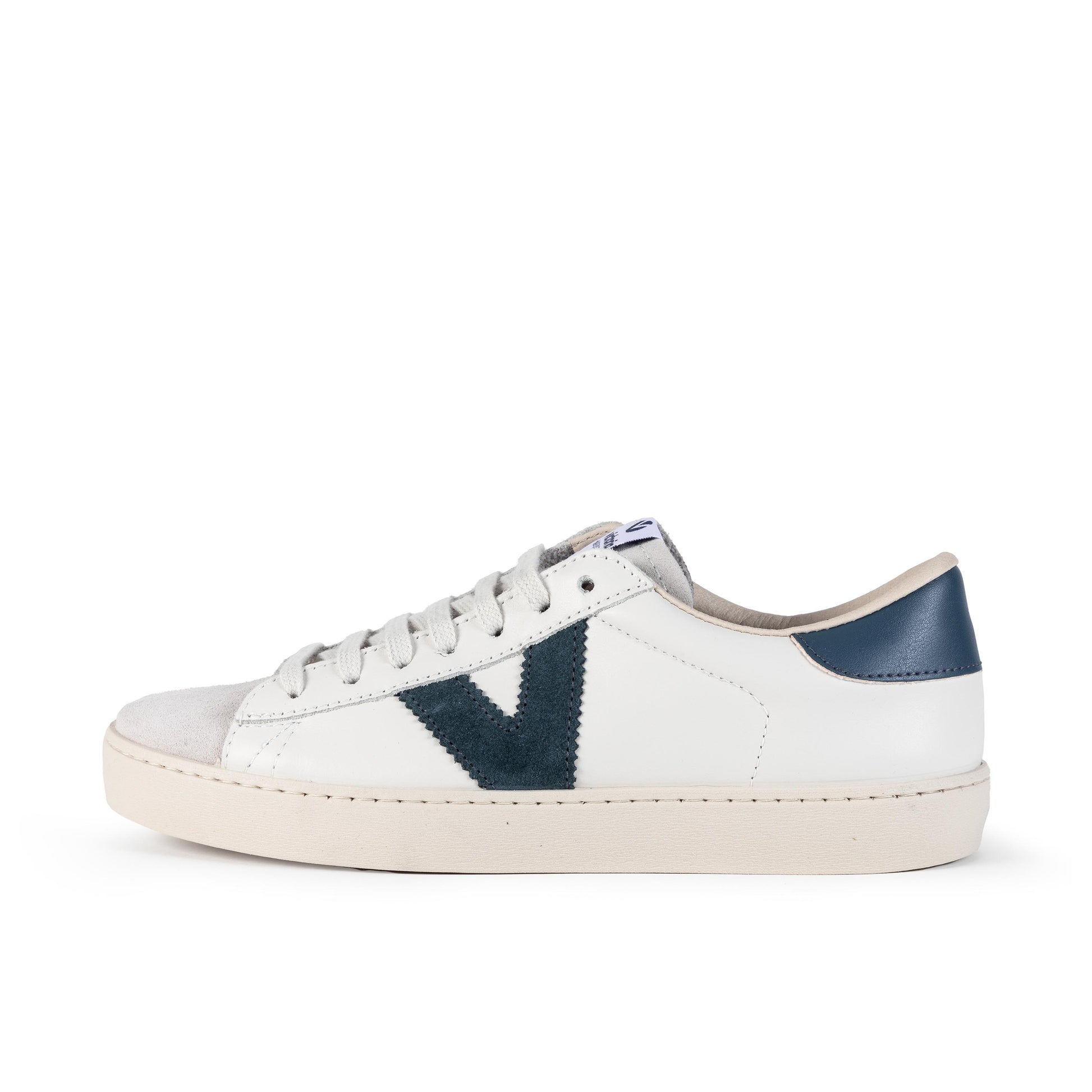 Deportiva petróleo con cordón 1126142 de Victoria - 1126142-461-1.jpg