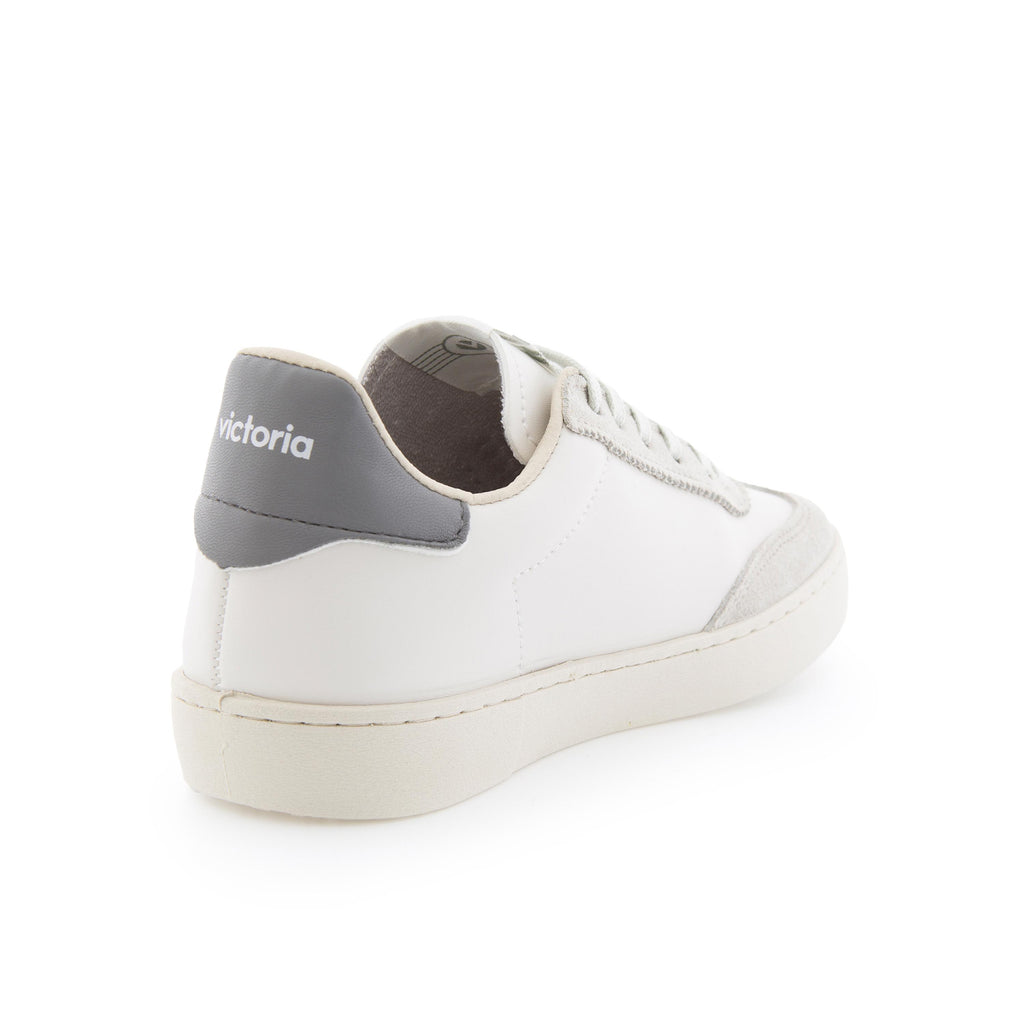 Deportiva blanco/gris con cordón 1126184 de Victoria - 1126184-432-3.jpg
