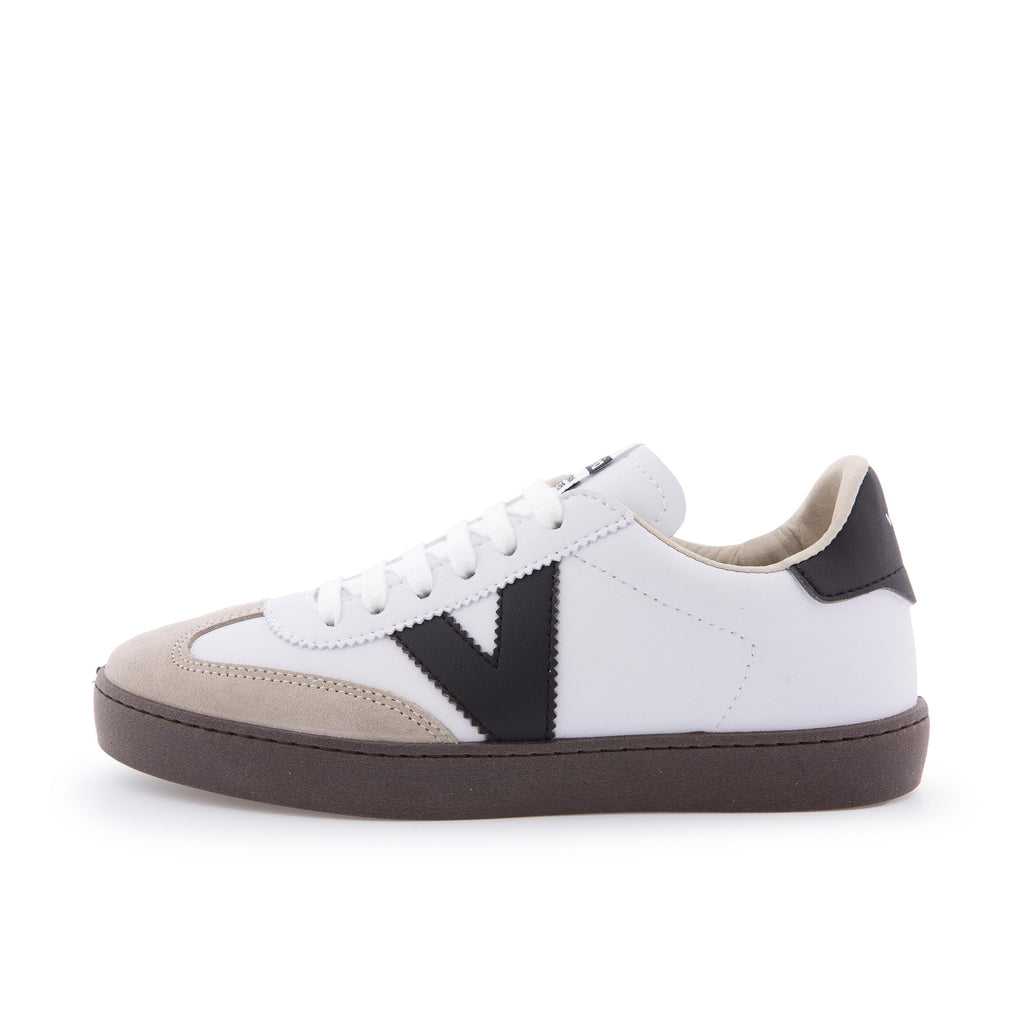 Deportiva blanco/negro con cordón 1126186 de Victoria - 1126186-385-1.jpg