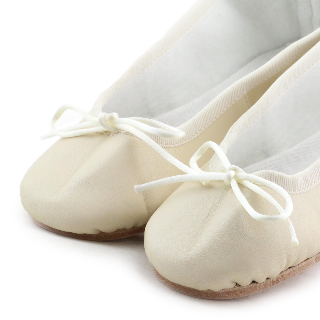 Bailarina beige con lazo 113 de Pepa & Cris - 113-9-6.jpg