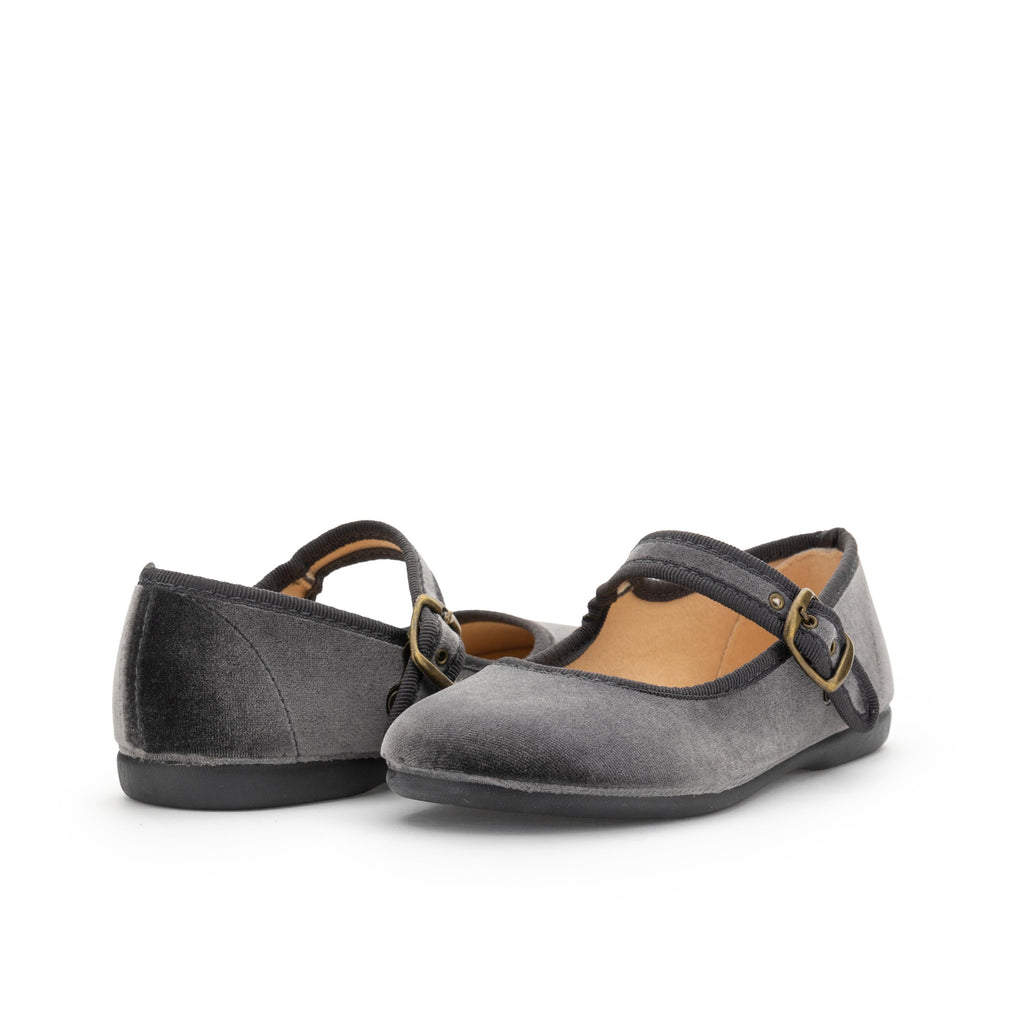 Mercedita gris con hebilla 1189 de Pepa & Cris - 1189-16-2.jpg