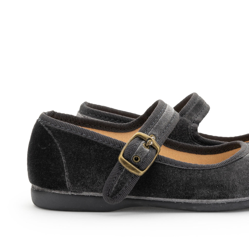 Mercedita gris con hebilla 1189 de Pepa & Cris - 1189-16-5.jpg