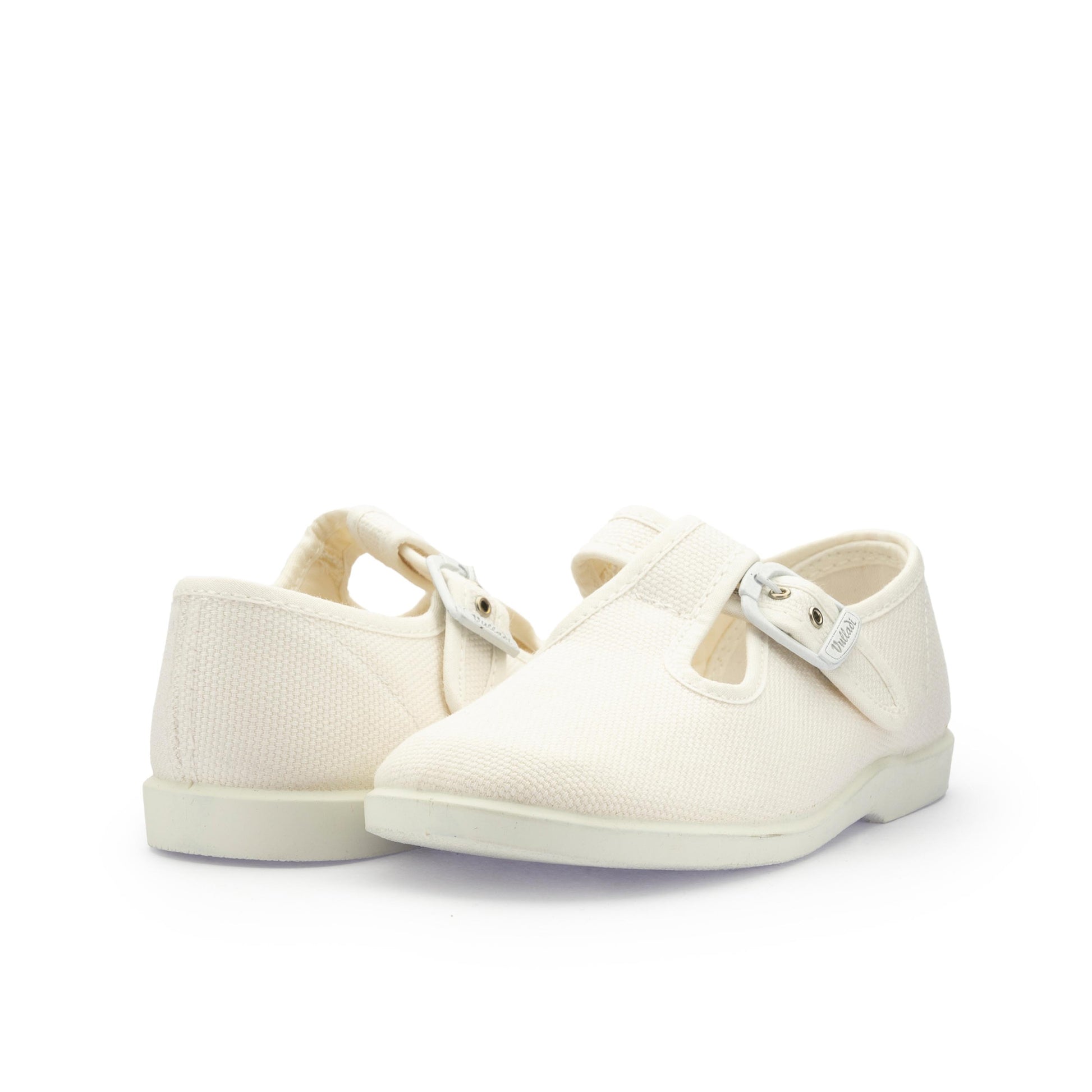 Pepito blanco con hebilla 1200 de Vulladi - 1200-30-2.jpg