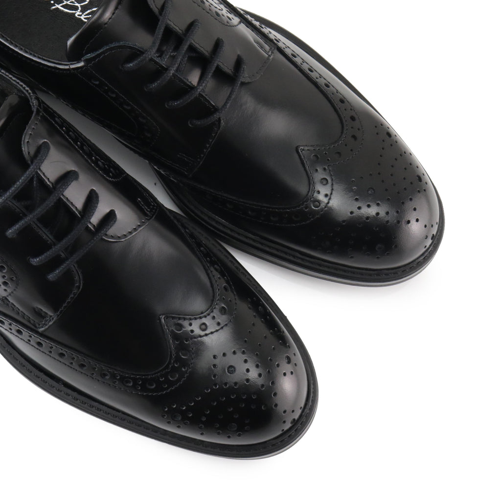 Blucher picado elegante flo negro con cordón 121477 Ric Bel - 121477-29-6.jpg