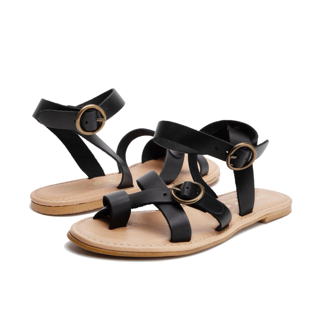 Sandalia plana negro con hebilla 1372 de Pepa & Cris - 1372-20-2.jpg