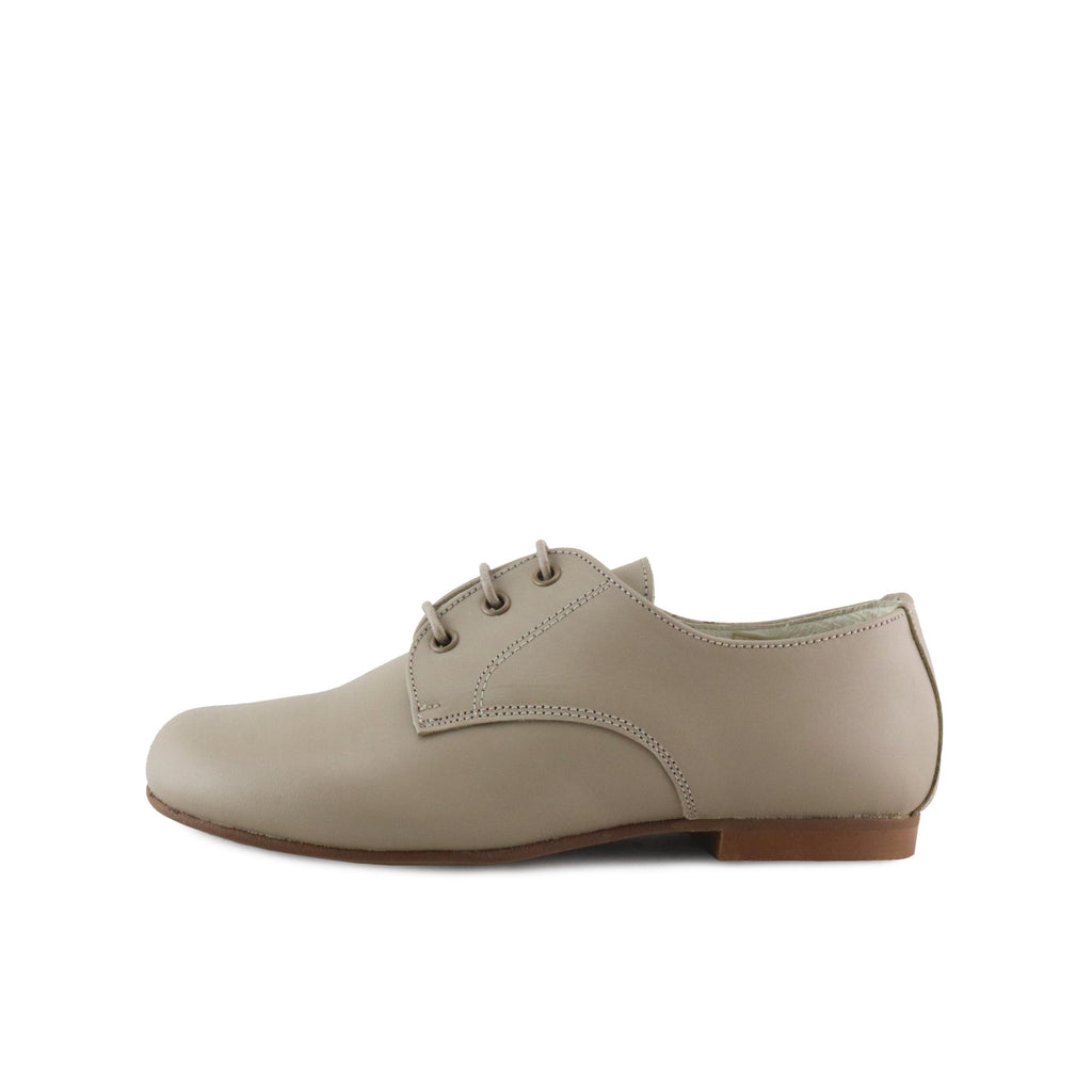 Blucher liso premier taupe con cordón 141-00 Jeromín - 141-00-210C-1.jpg