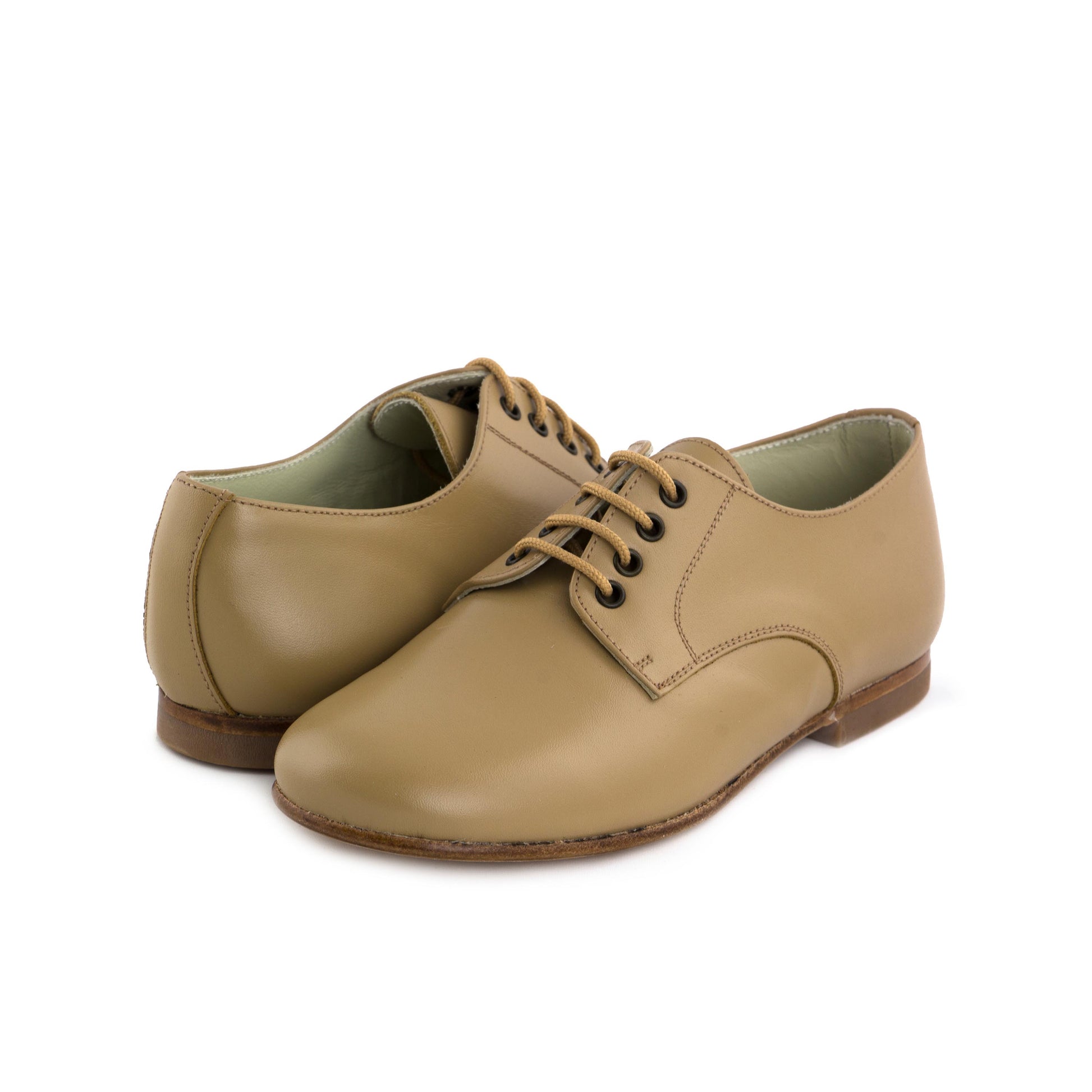 Blucher liso elegante tostado con cordón S141-00 Jeromín - S141-00-6C-2.jpg