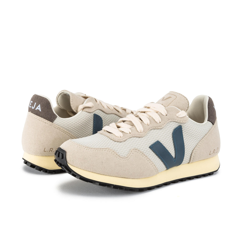 Deportiva beige con cordón SDU de Veja - SDU-9-2.jpg