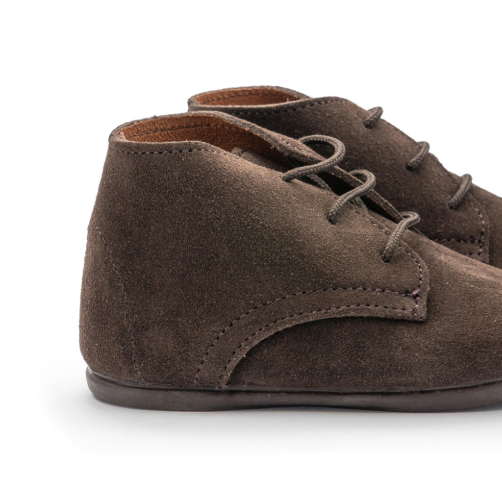 Bota serraje marrón 170 Pepa & Cris