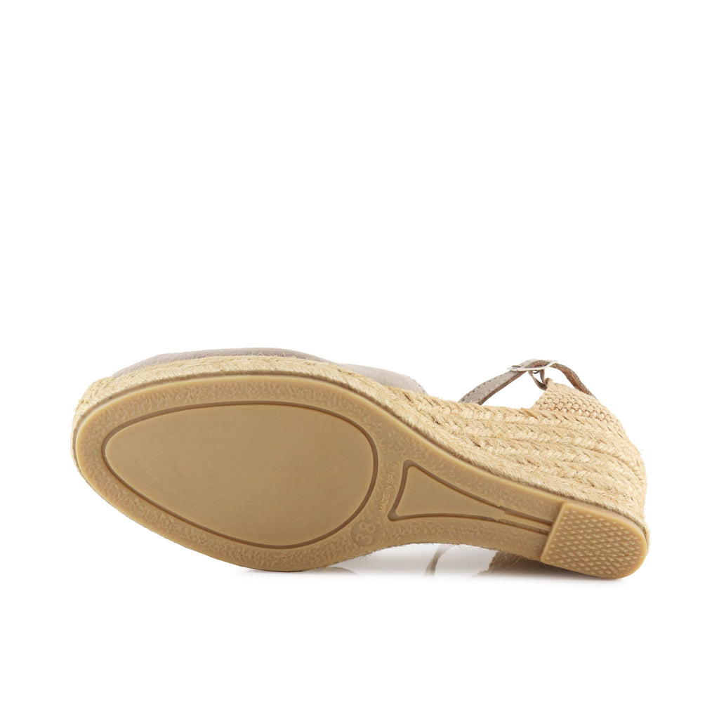 Alpargata de cuña cerrada níquel de hebilla 174S Pepa&Cris - 174S-357-4.jpg