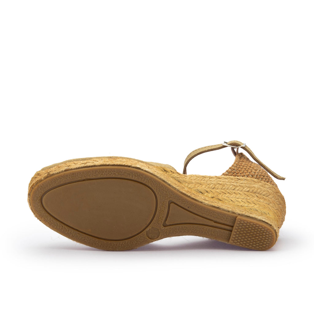 Alpargata de cuña cerrada arena con hebilla 174S Pepa&Cris - 174S-398-4.jpg
