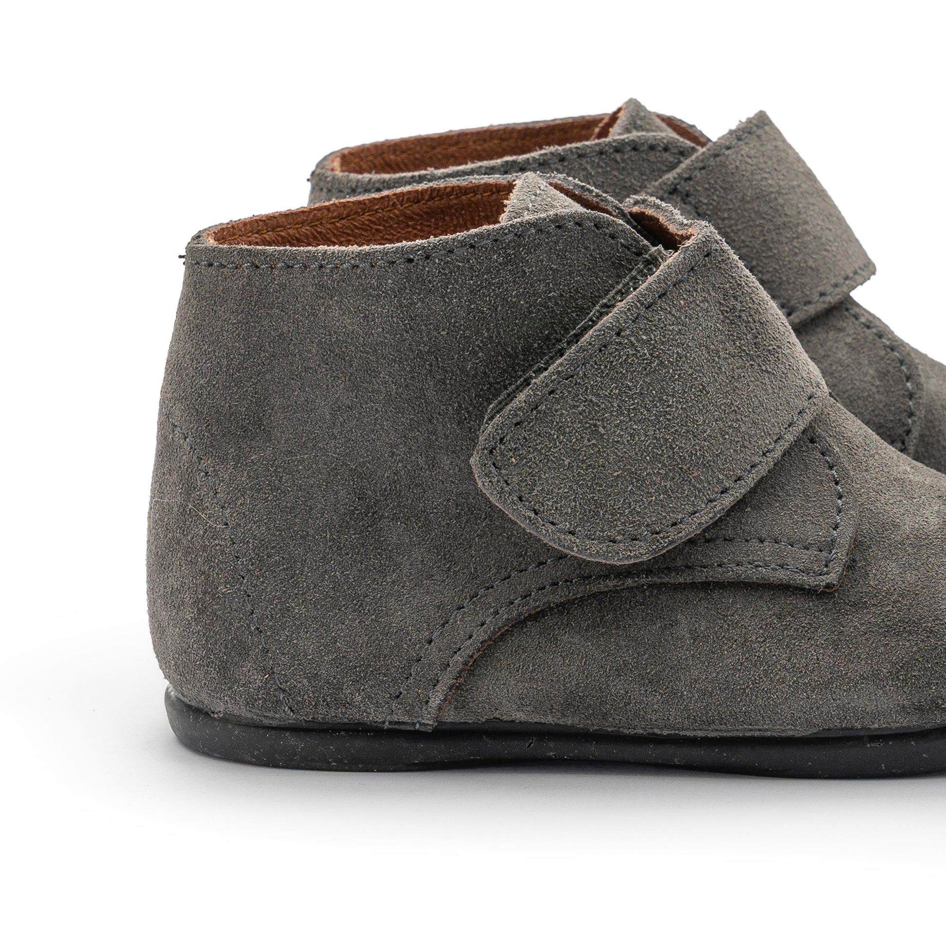 Bota serraje gris 177 Pepa & Cris