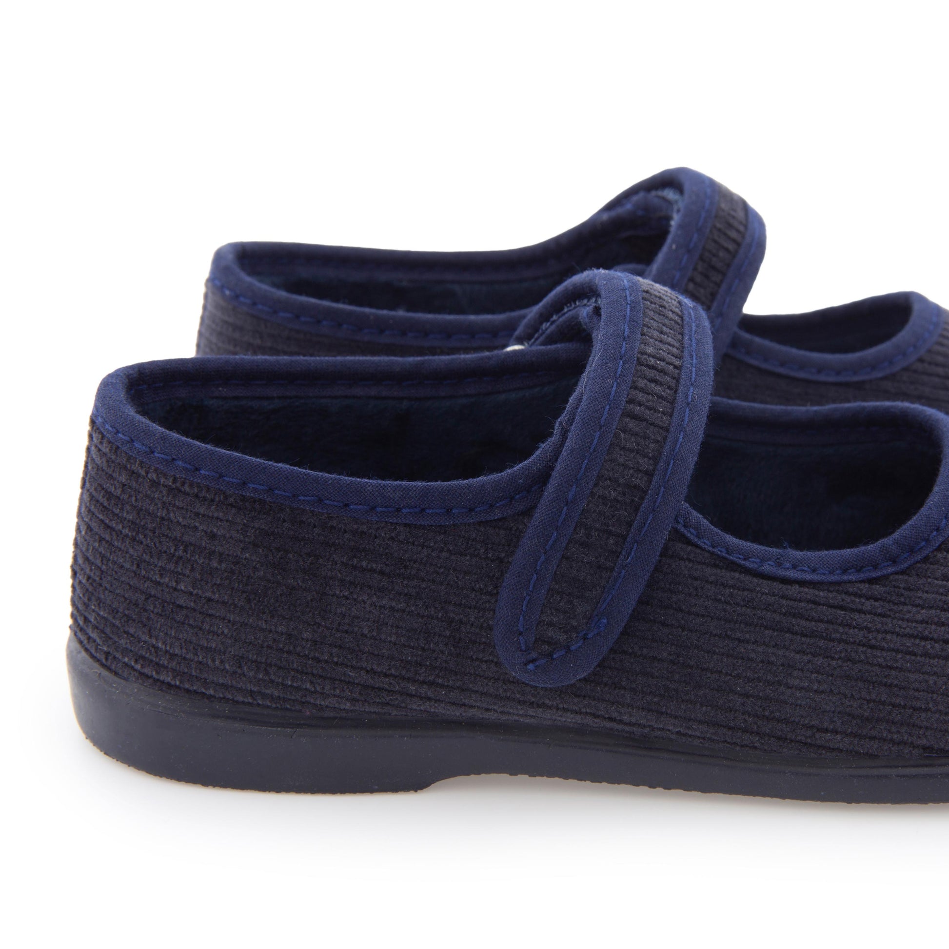 Zapatilla para casa cerrada azul 1800-P de Vulladi - 1800-P-7-5.jpg