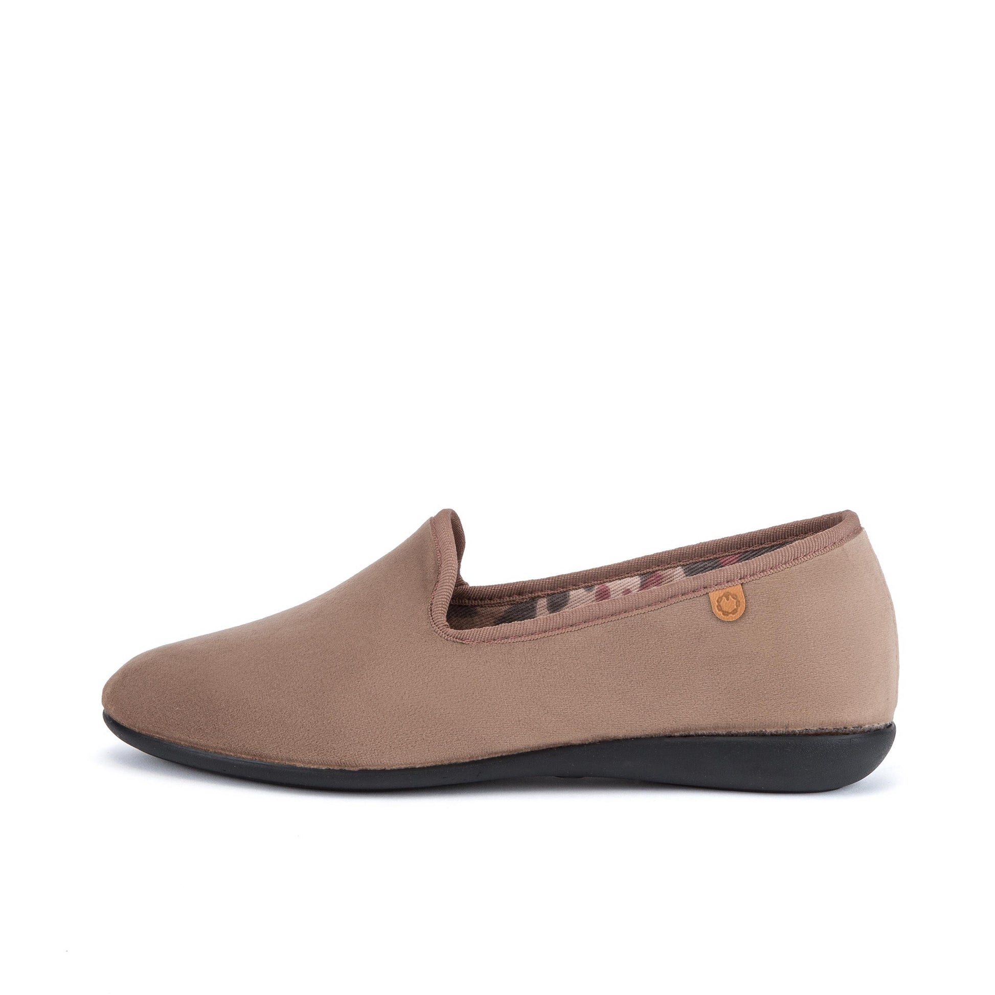 Zapatilla para casa cerrada piedra 18401 de La Cadena - 18401-300-1.jpg