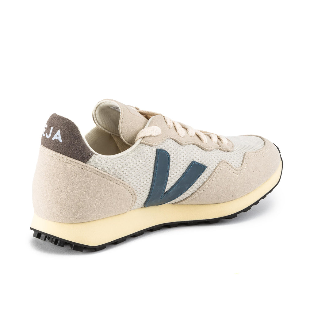 Deportiva beige con cordón SDU de Veja - SDU-9-3.jpg