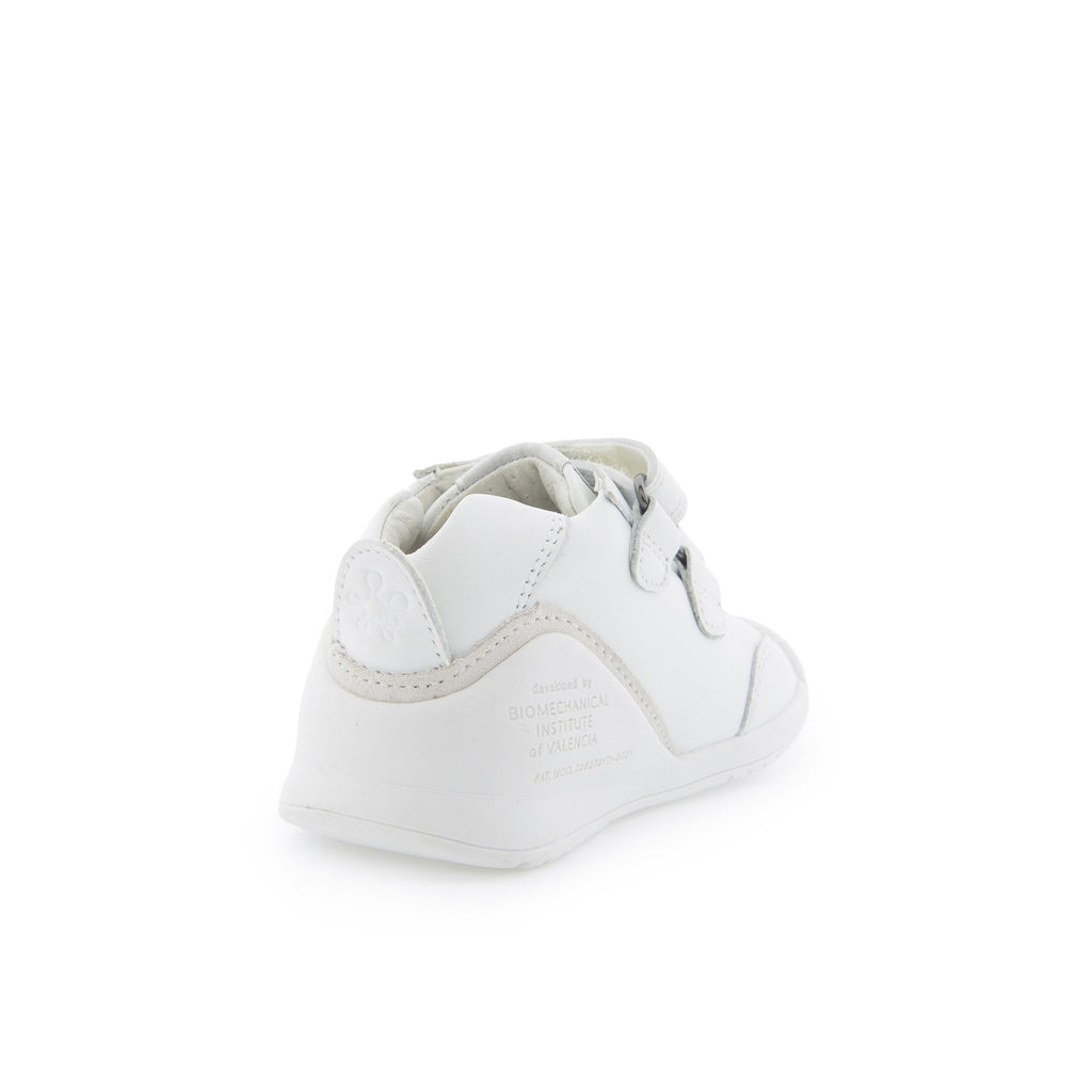 Deportiva total blanco con velcro 221001 de Biomecanics - 221001-307-3.jpg