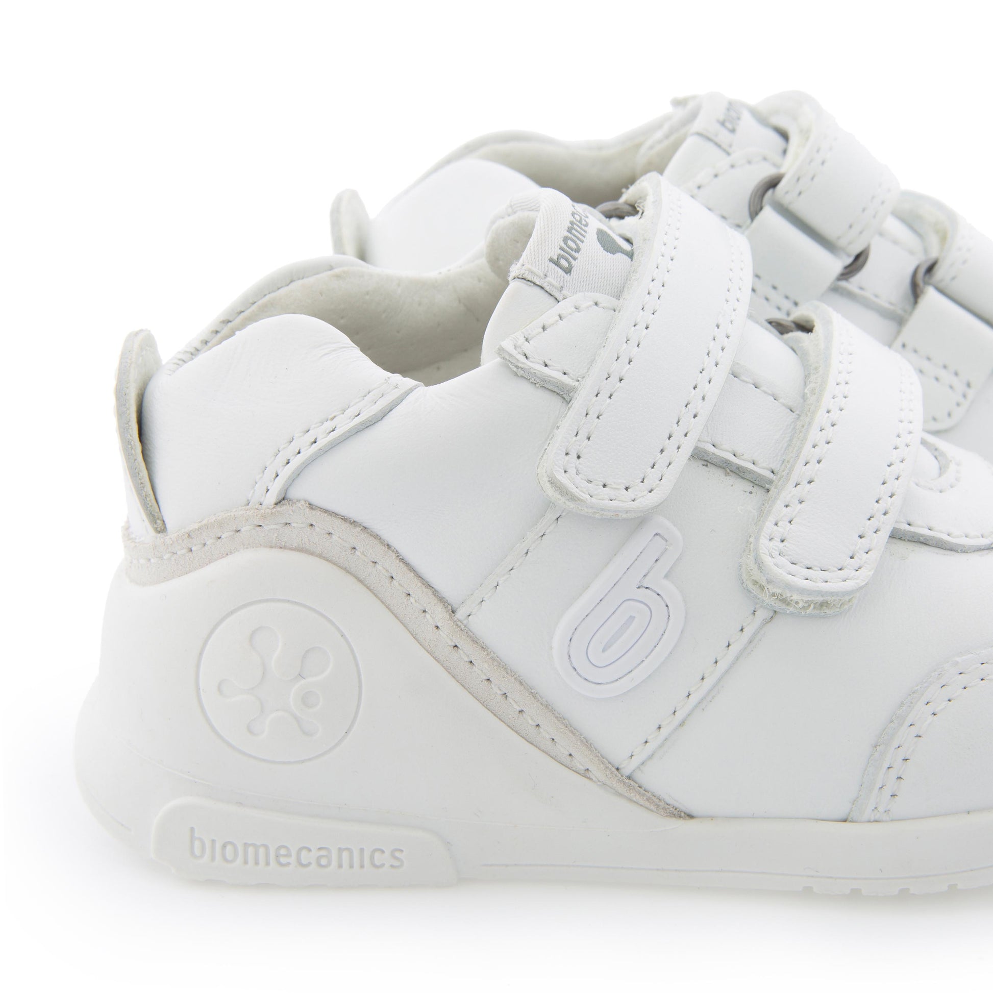 Deportiva total blanco con velcro 221001 de Biomecanics - 221001-307-5.jpg