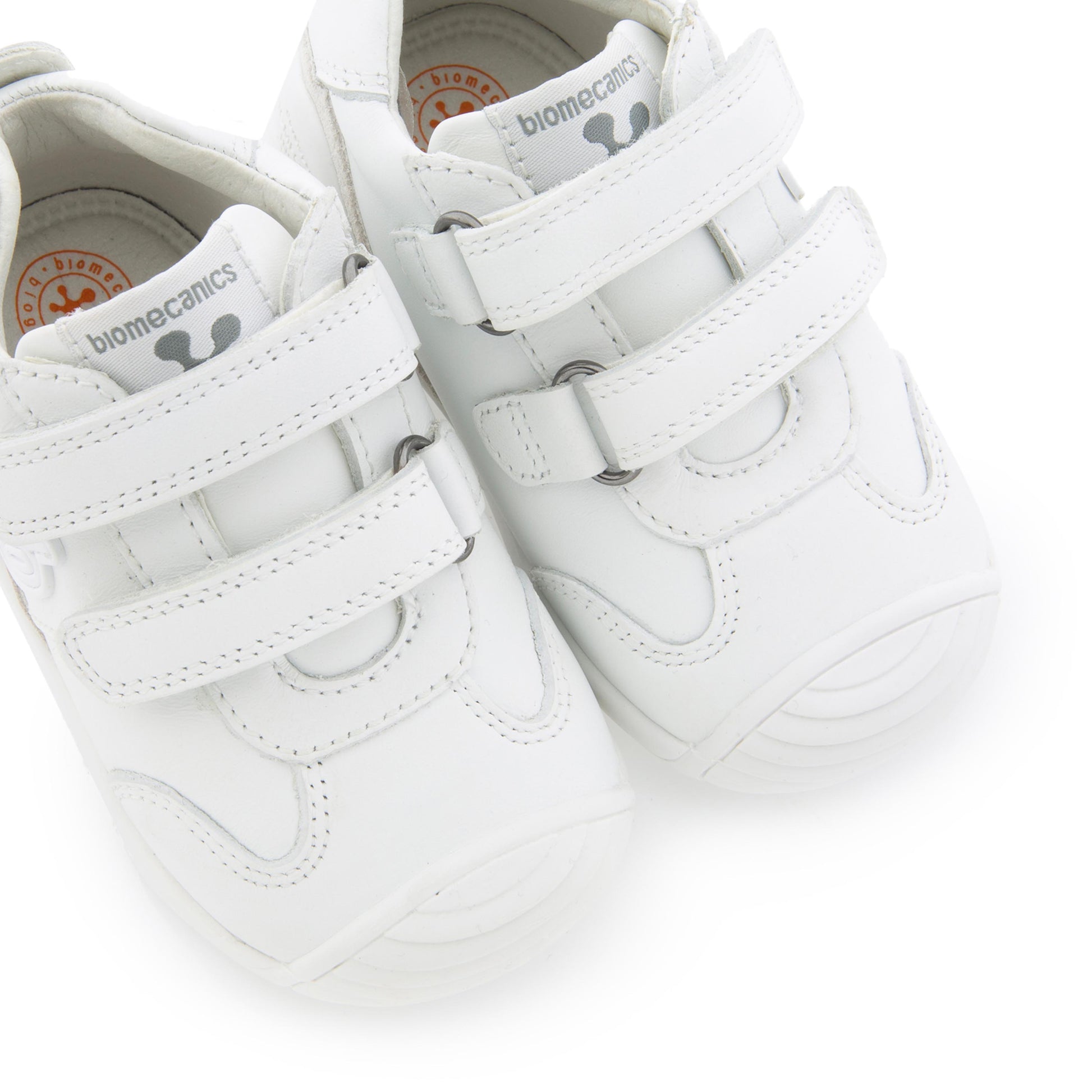Deportiva total blanco con velcro 221001 de Biomecanics - 221001-307-6.jpg