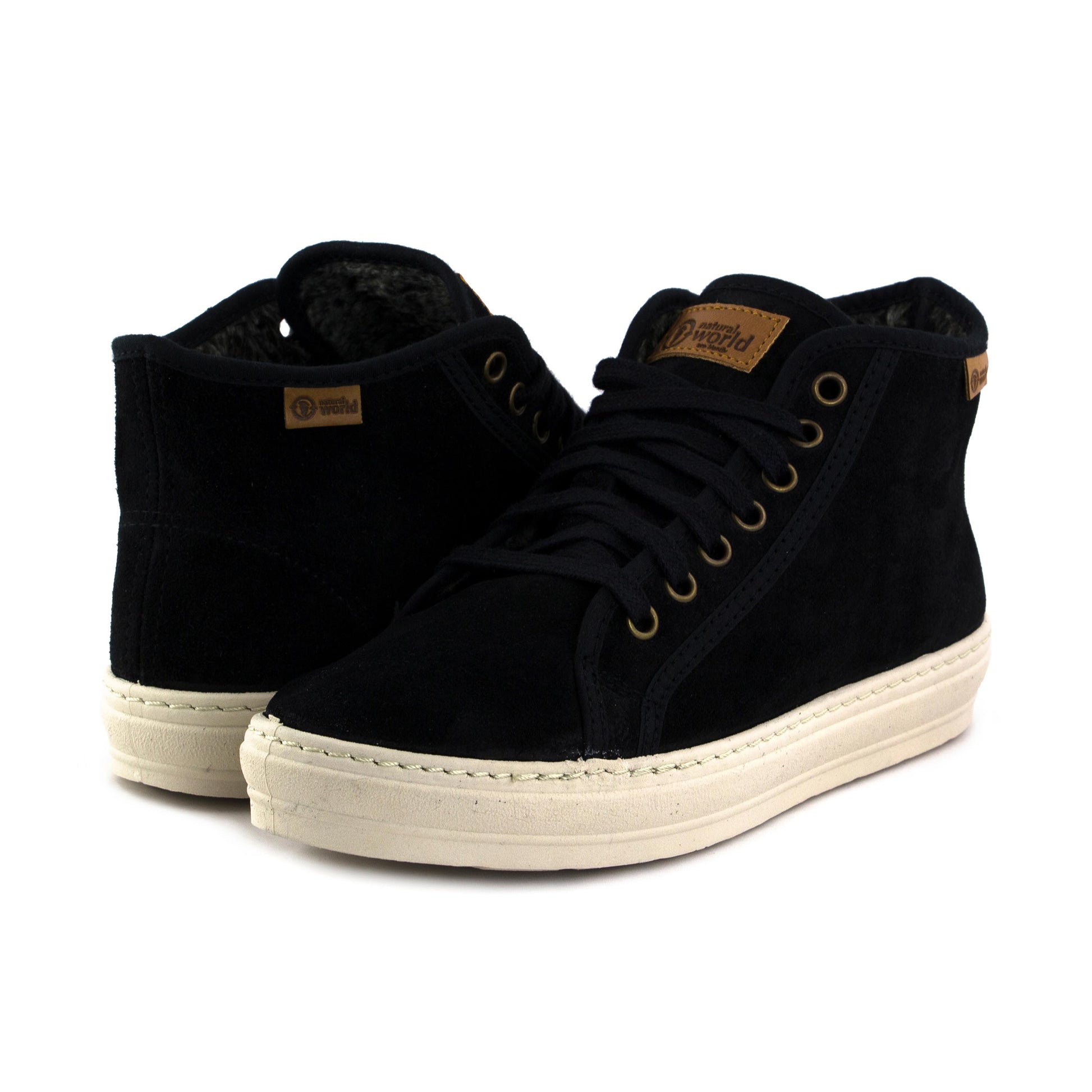 Bota serraje negro con cordón 804 de Natural World - 804-31-2.jpg