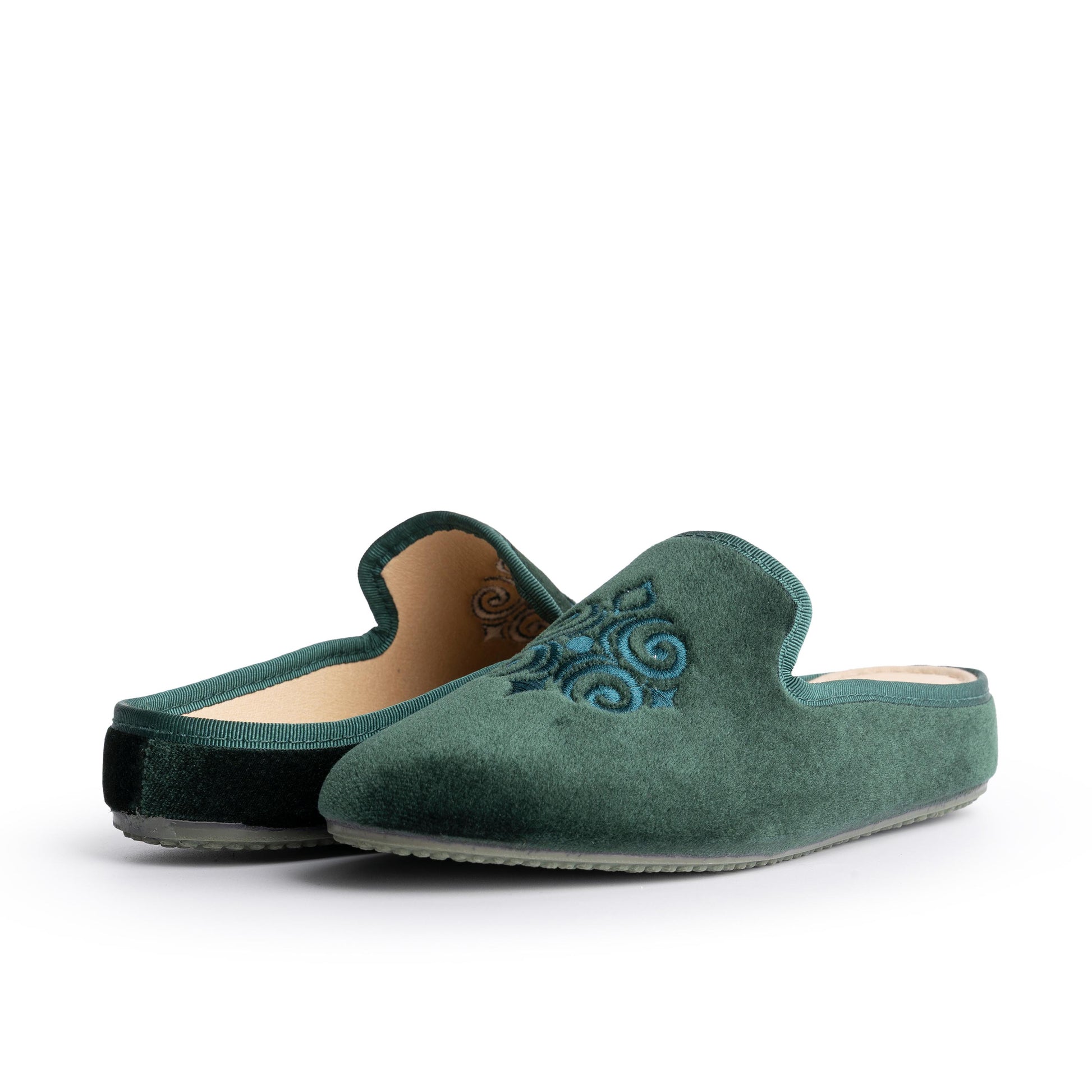 Zapatilla casa verde 23528 Norteñas