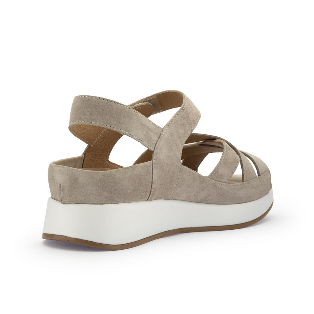 Sandalia de cuña ante visón con velcro 240424 Piesanto - 240424-367-3.jpg