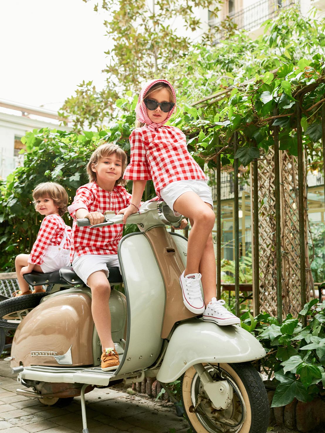 NECK AND NECK PRIMAVERA imagen 25