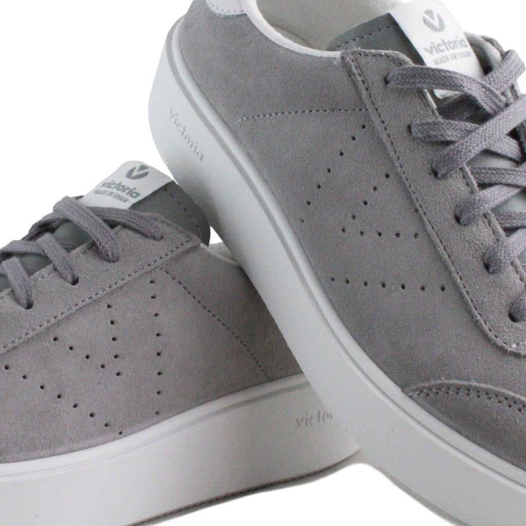 Zapatilla gris claro con cordón 260122 Victoria - 260122-17-6.jpg