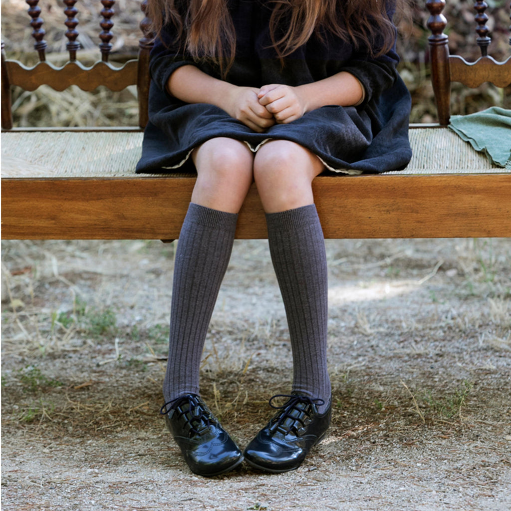 Angelito picado elegante flo azul con cordón 264-99 Jeromín - Zapato piel picado brillante azul cordón cruzado Jeromín