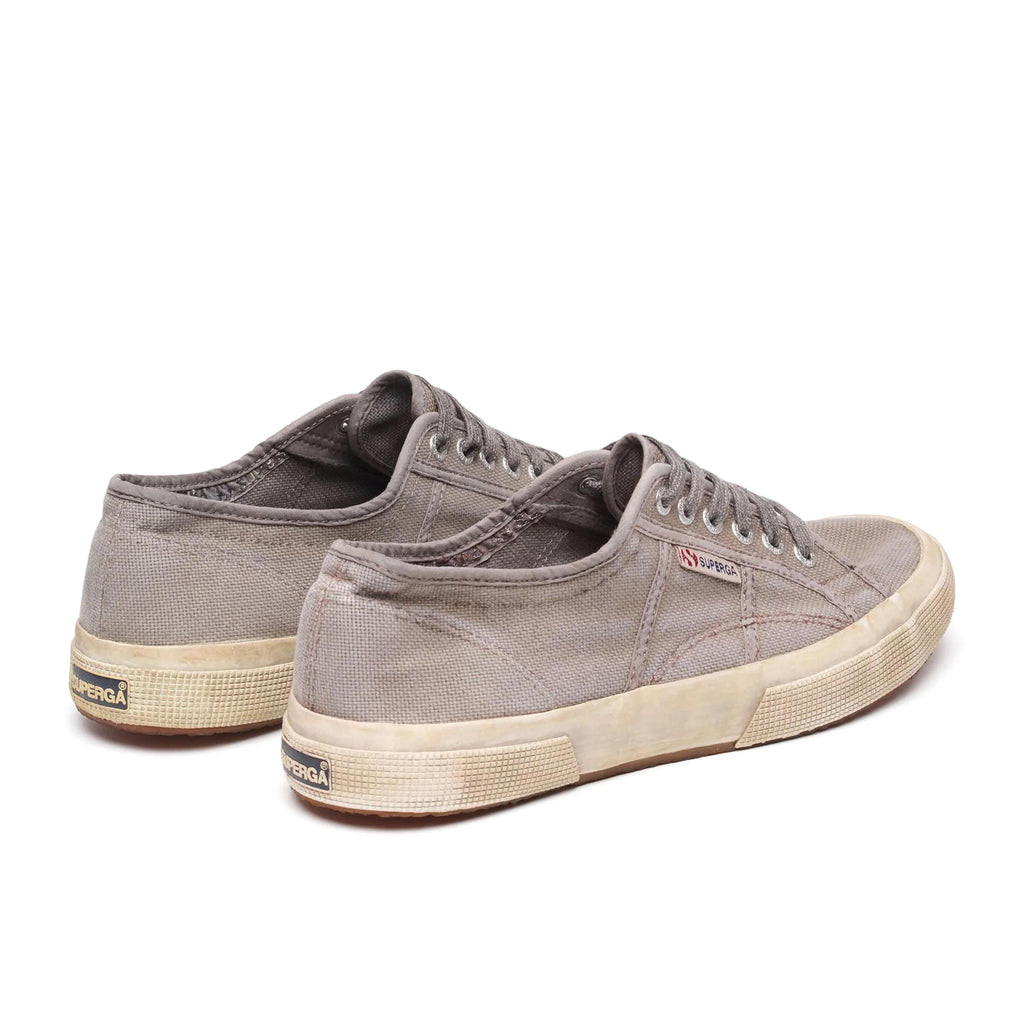 Zapatilla marron lavado 2750COTTONDYED Superga
