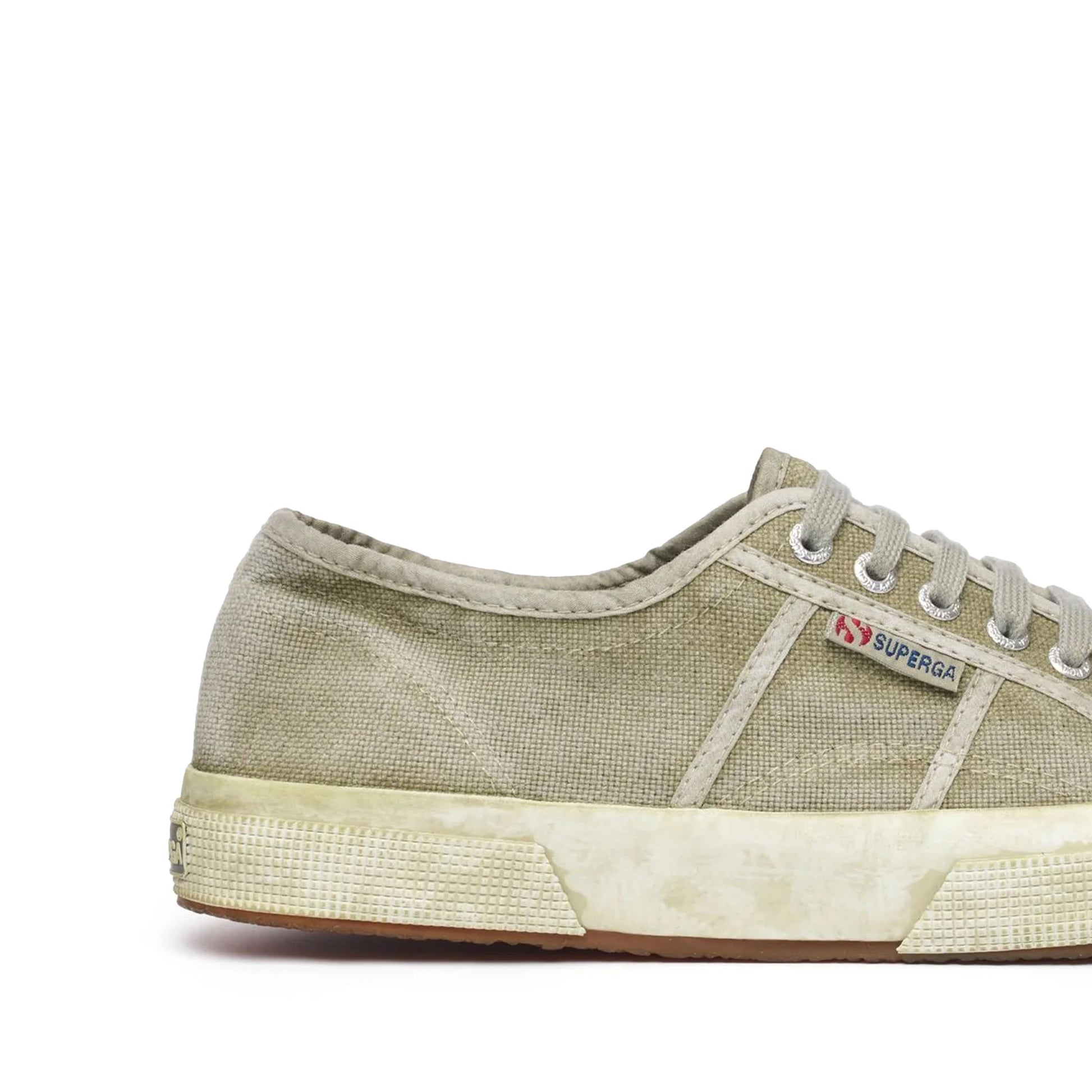 Zapatilla verde lavado 2750COTTONDYED Superga