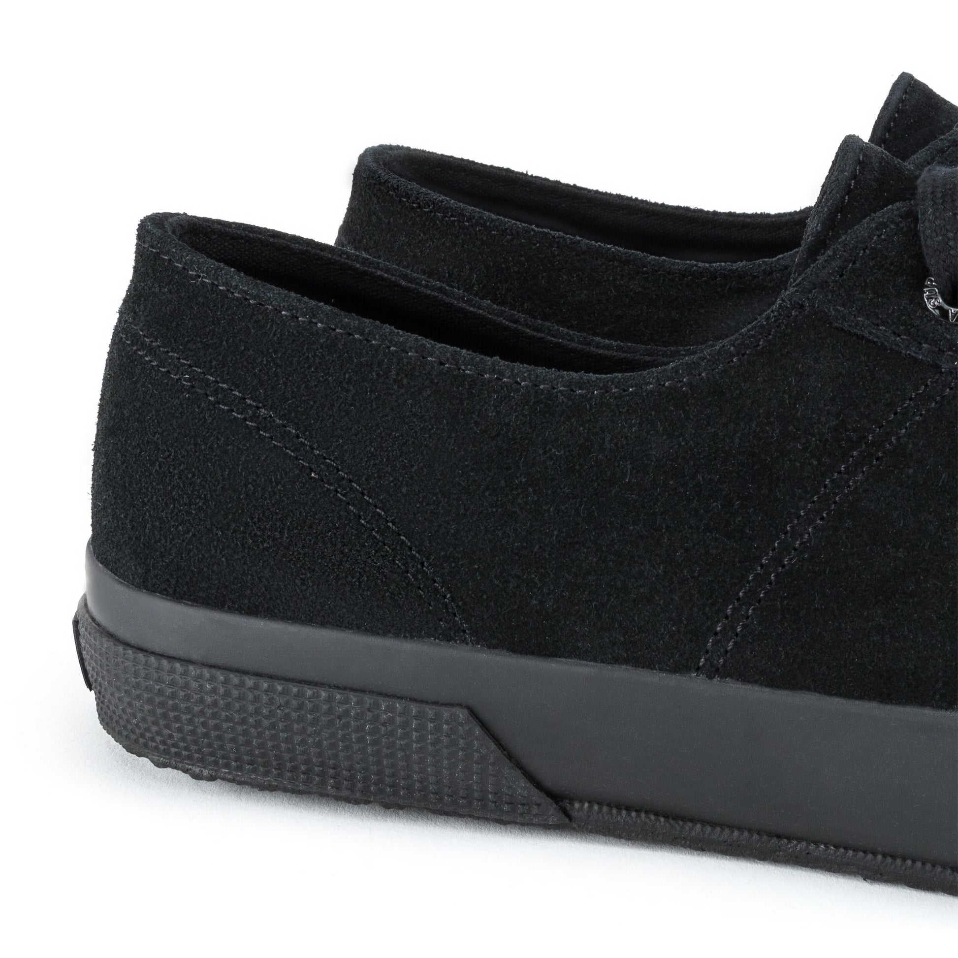 Zapatilla full black con cordón 2750SUEU Superga - 2750SUEU-463-5.jpg