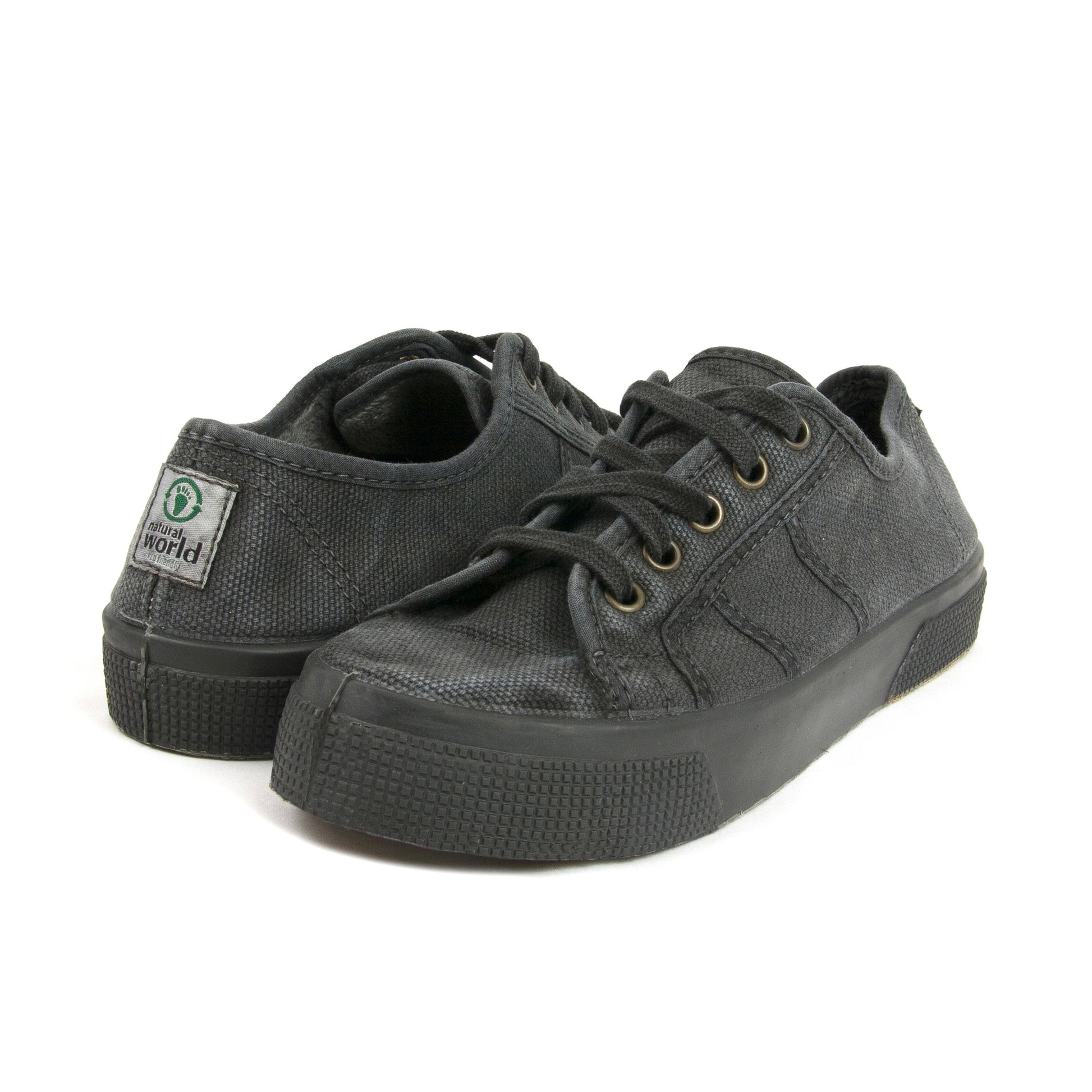 Zapatilla negro lavado con cordón 2901 Natural World - 2901-144-2.jpg