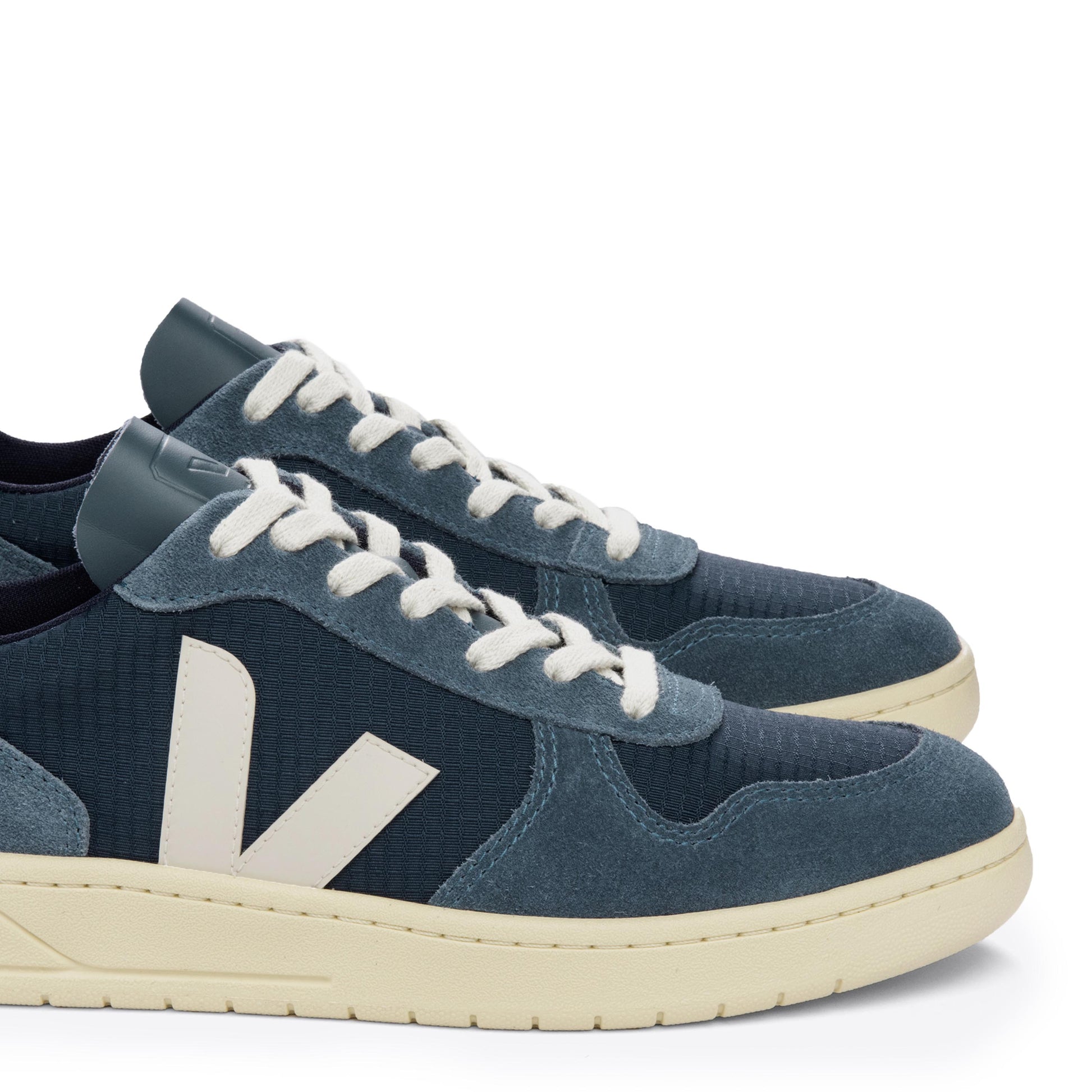 Deportiva serraje azul con cordón V10RIPSTOP de Veja - V10RIPSTOP-27-6.jpg